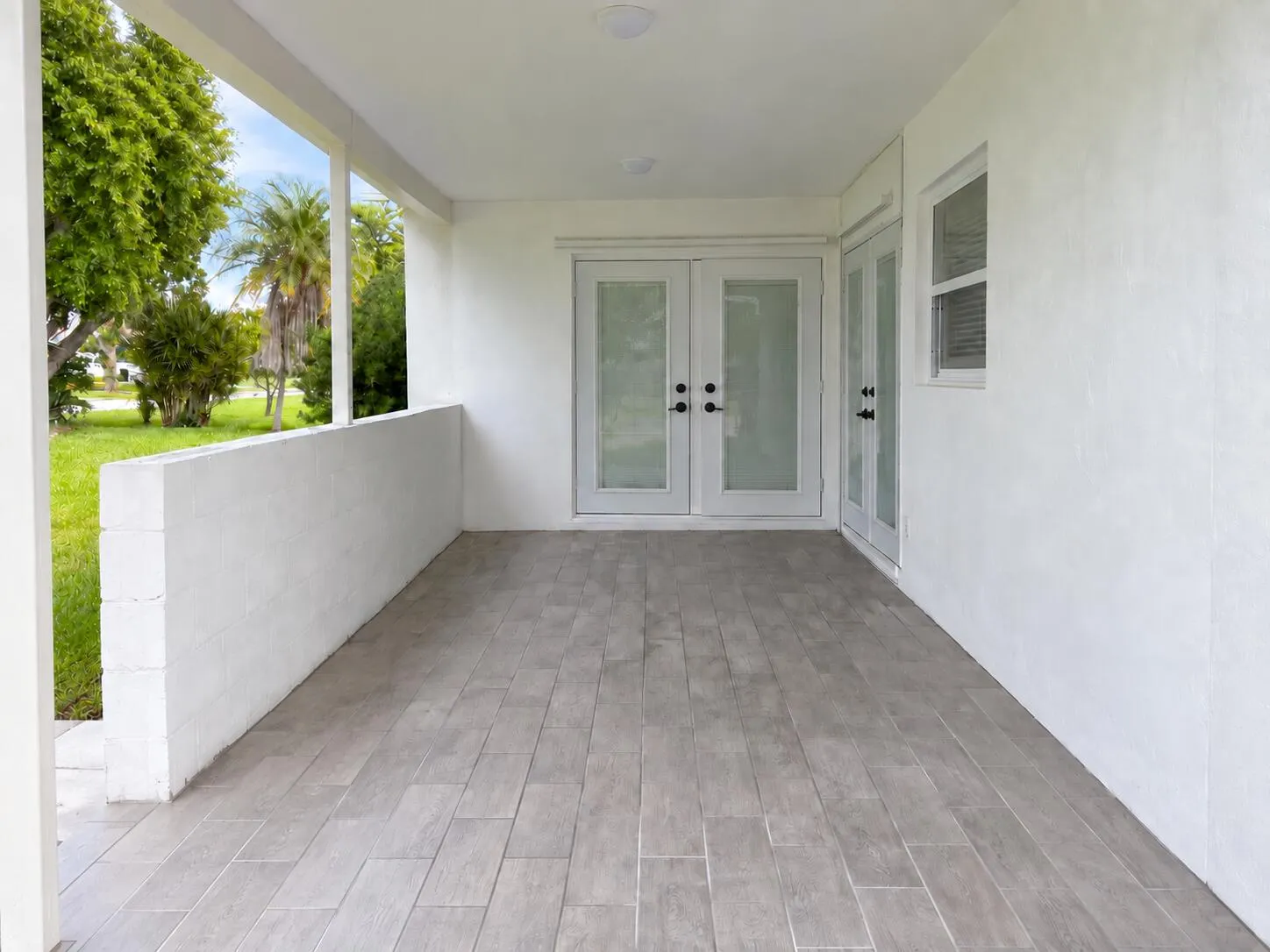 6985 NW 17TH Court