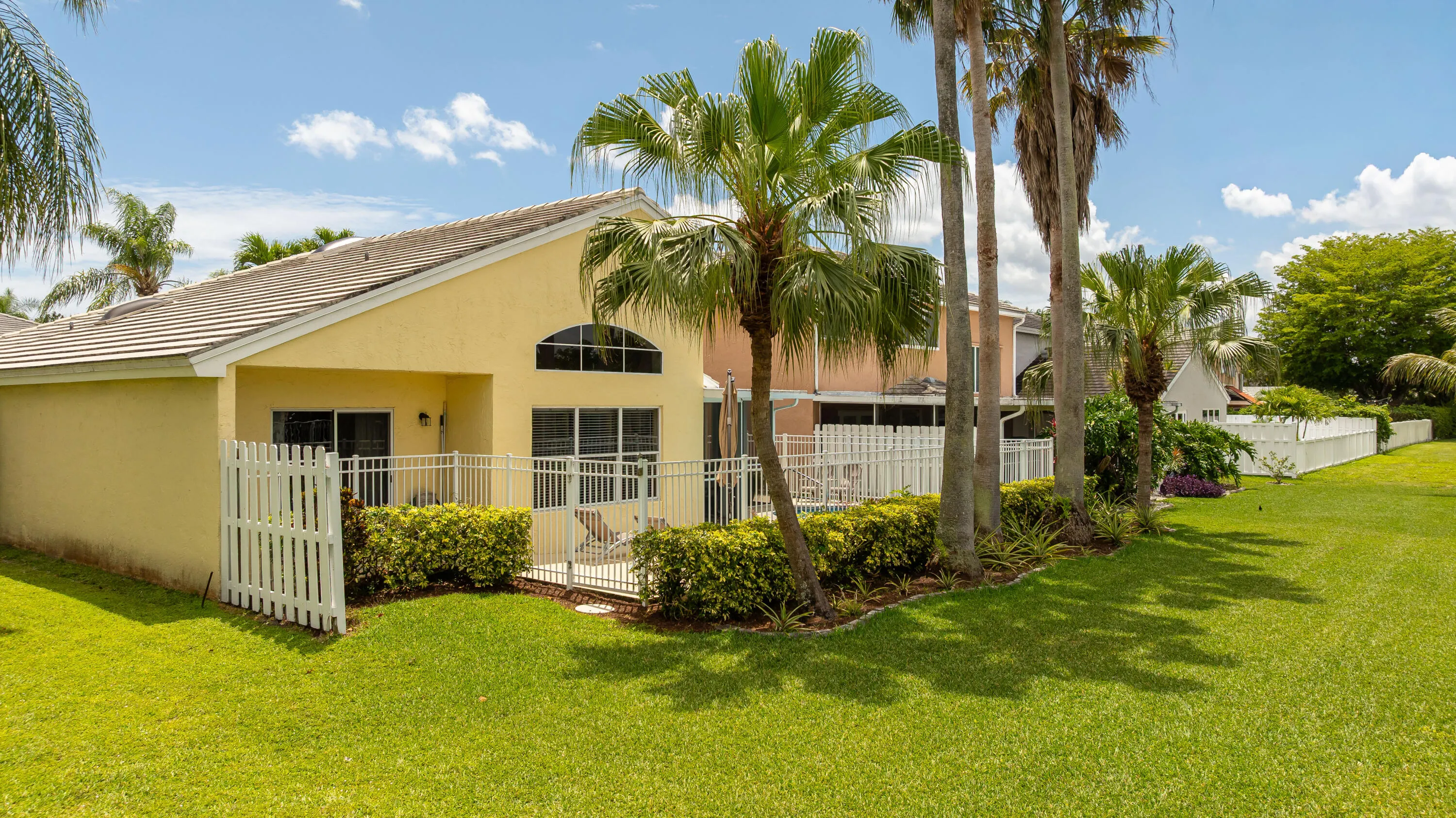 5535 NW 54TH Circle
