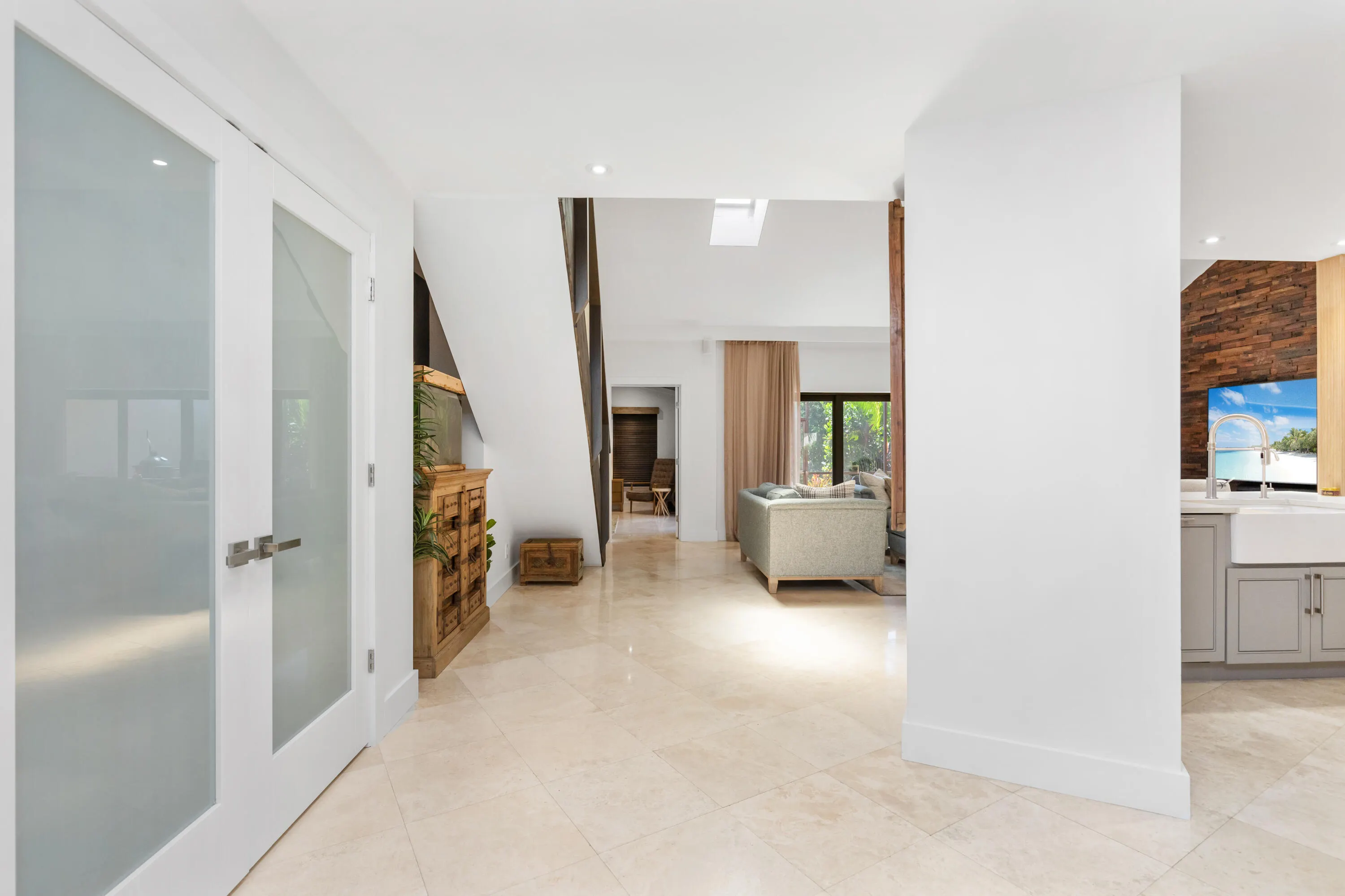 23342 Water Circle