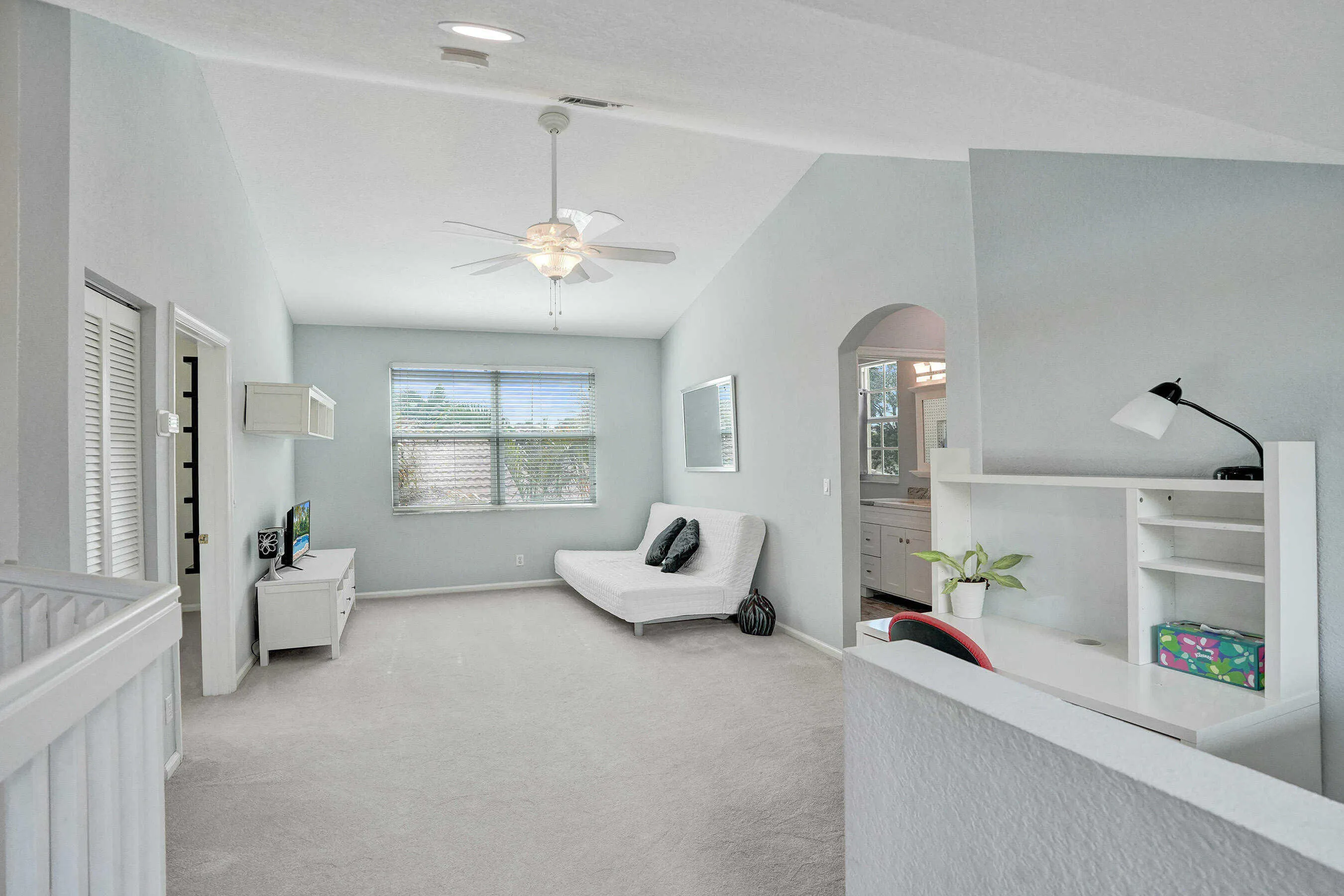 11329 NW 65TH Manor