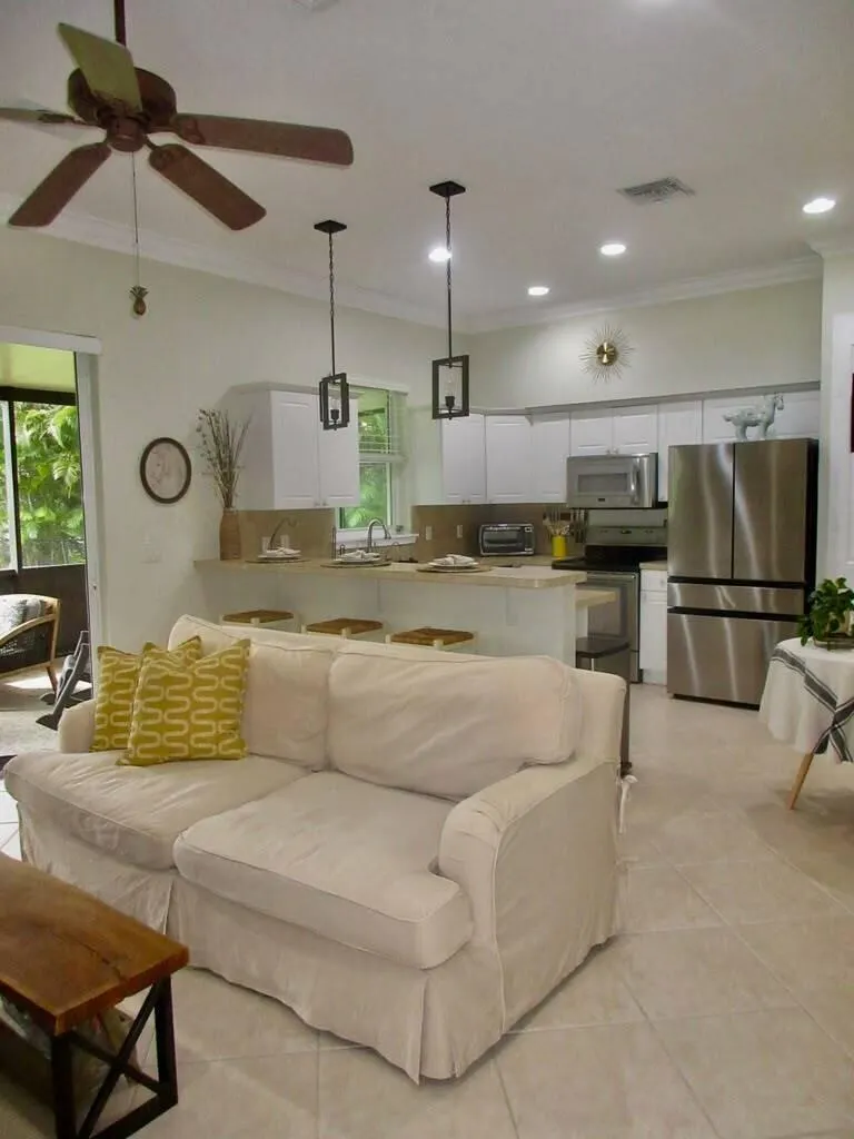 14636 STIRRUP Lane