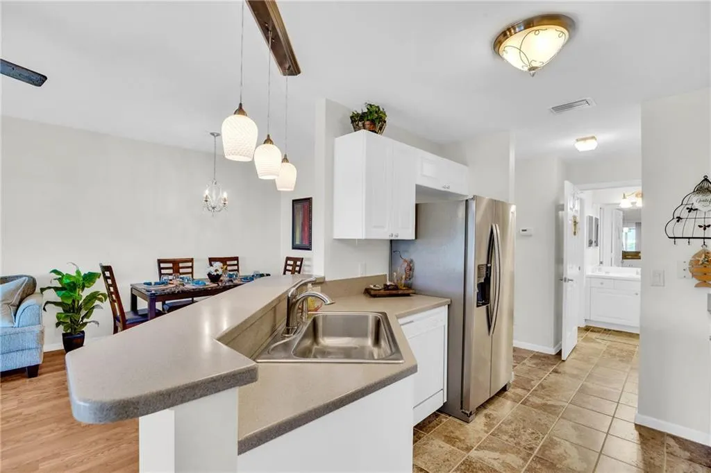 200 GRAND ROYALE Circle #104