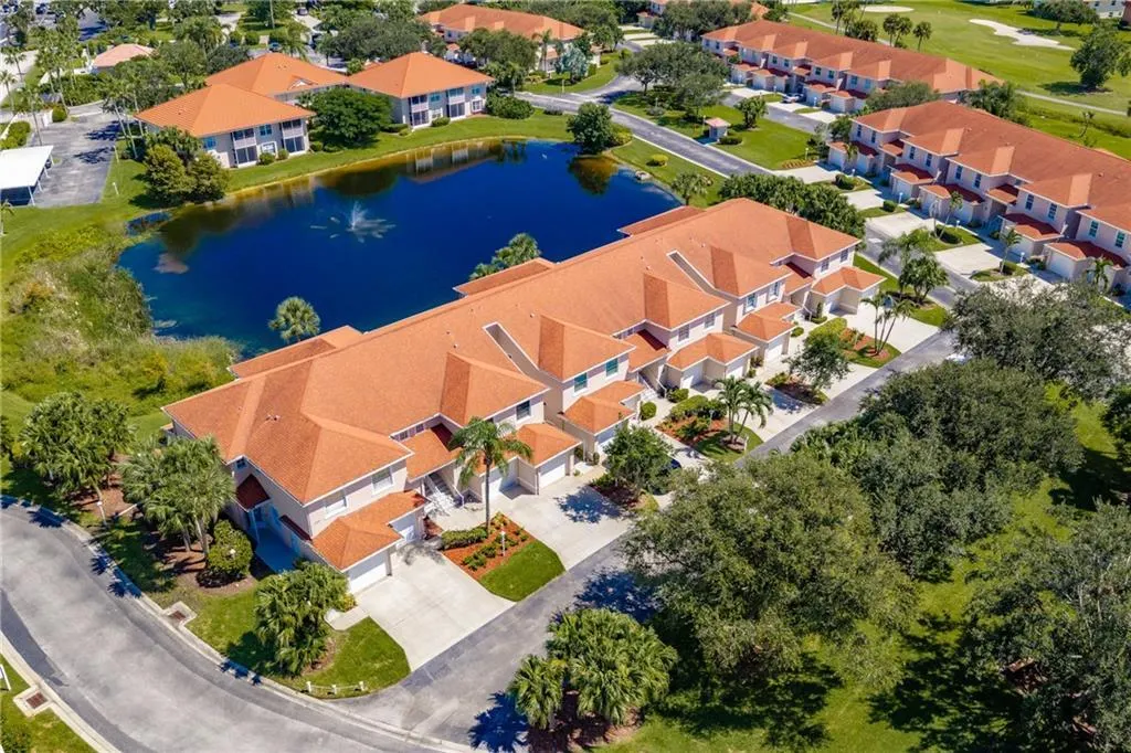 200 GRAND ROYALE Circle #104