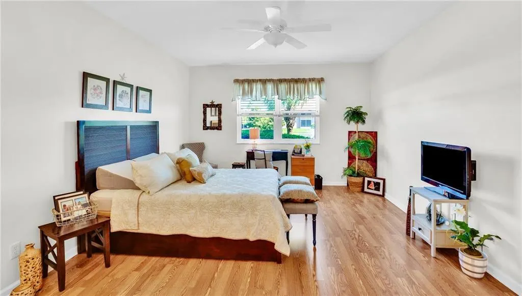200 GRAND ROYALE Circle #104