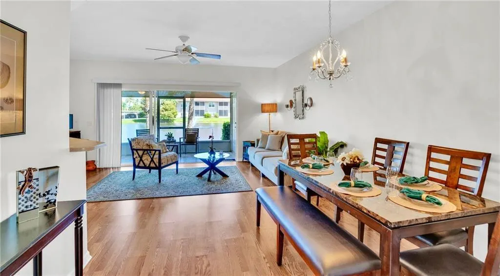 200 GRAND ROYALE Circle #104