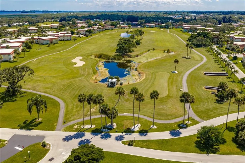 200 GRAND ROYALE Circle #104