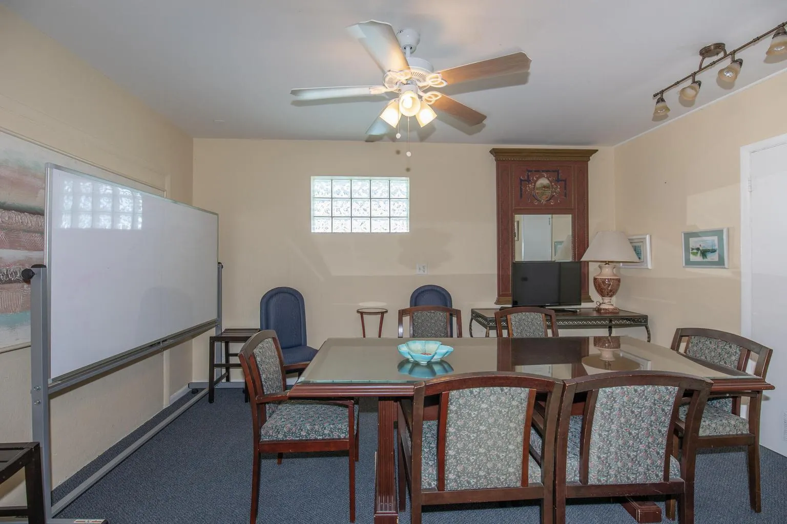 2615 GARDEN Drive N #305