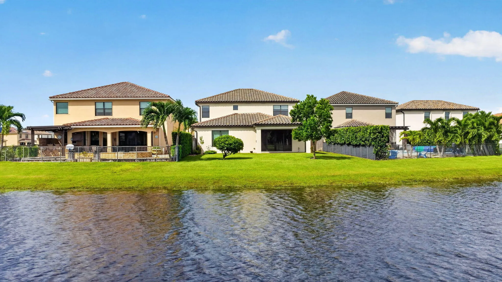 8872 Sandy Creek Way