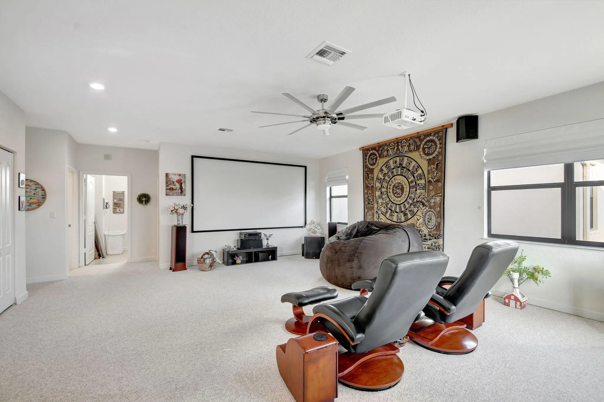 8872 Sandy Creek Way