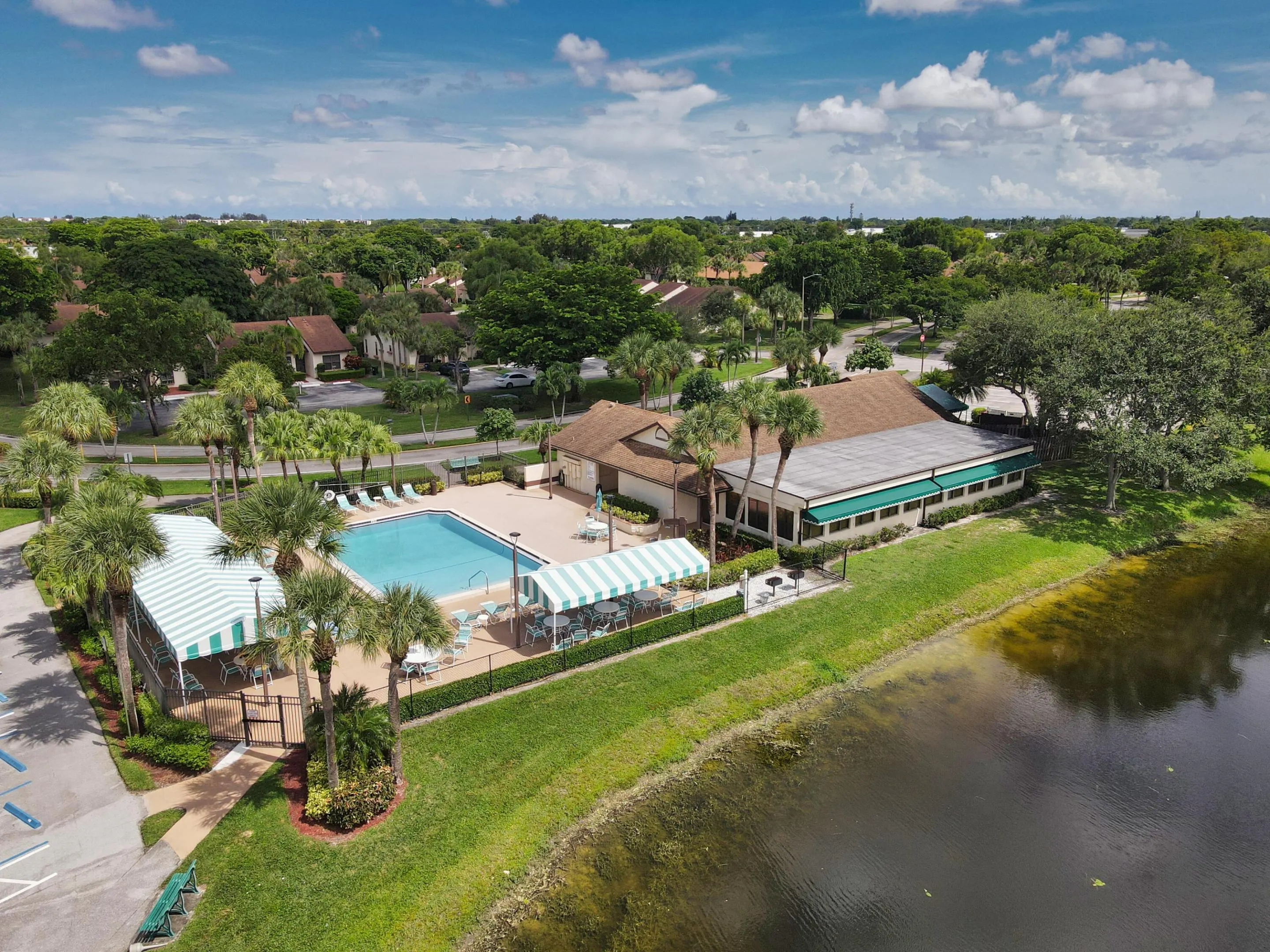 7843 WILLOW SPRING Drive #615