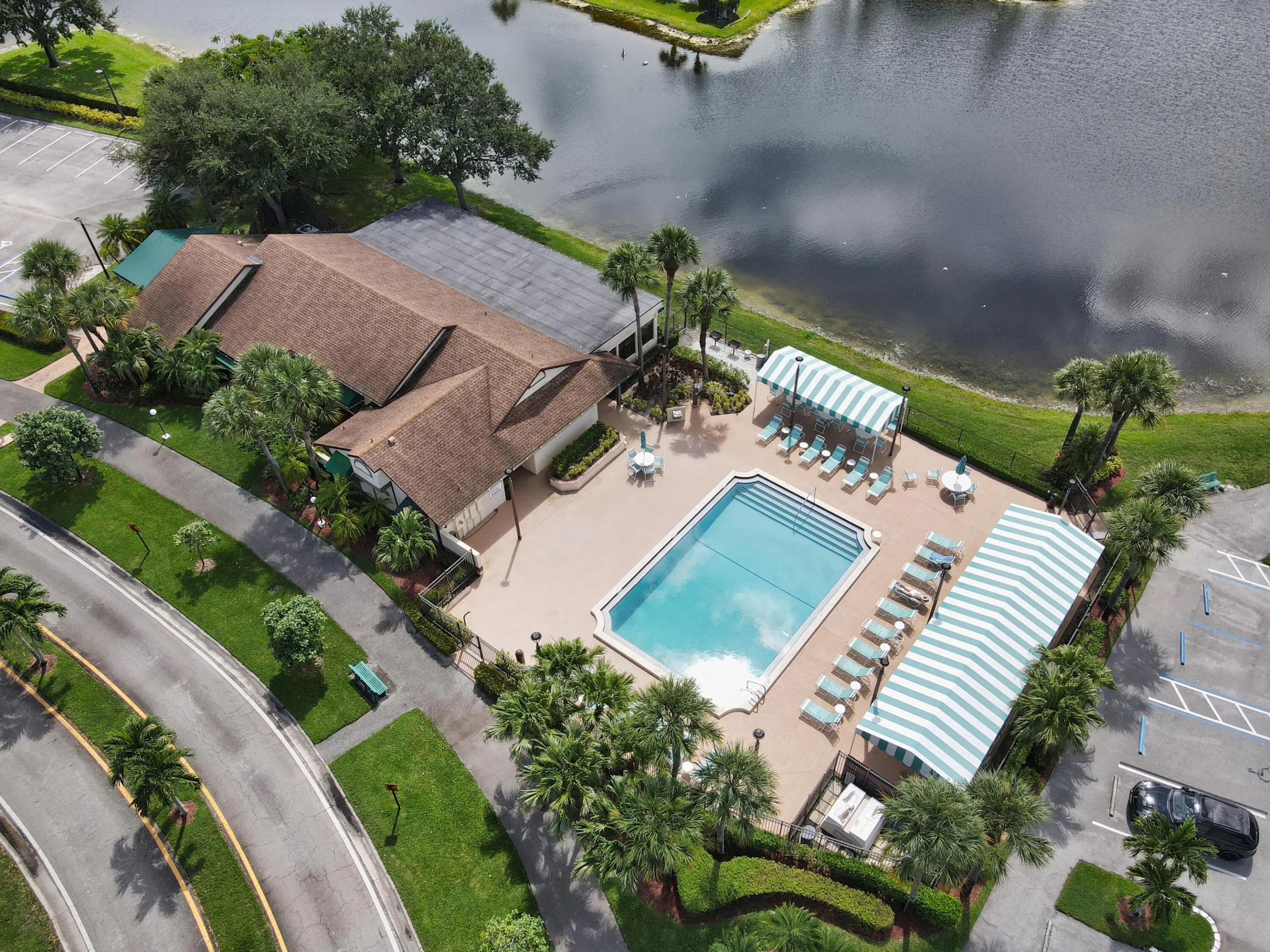 7843 WILLOW SPRING Drive #615