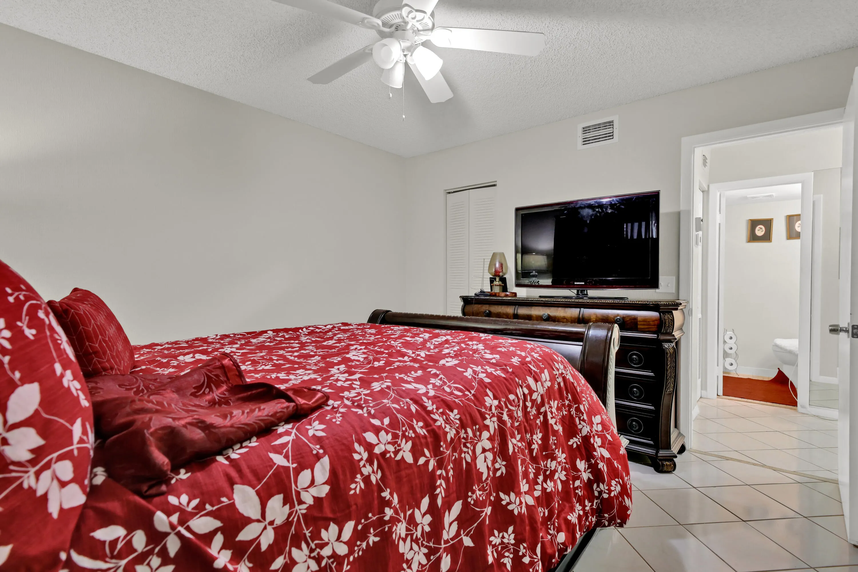 7843 WILLOW SPRING Drive #615