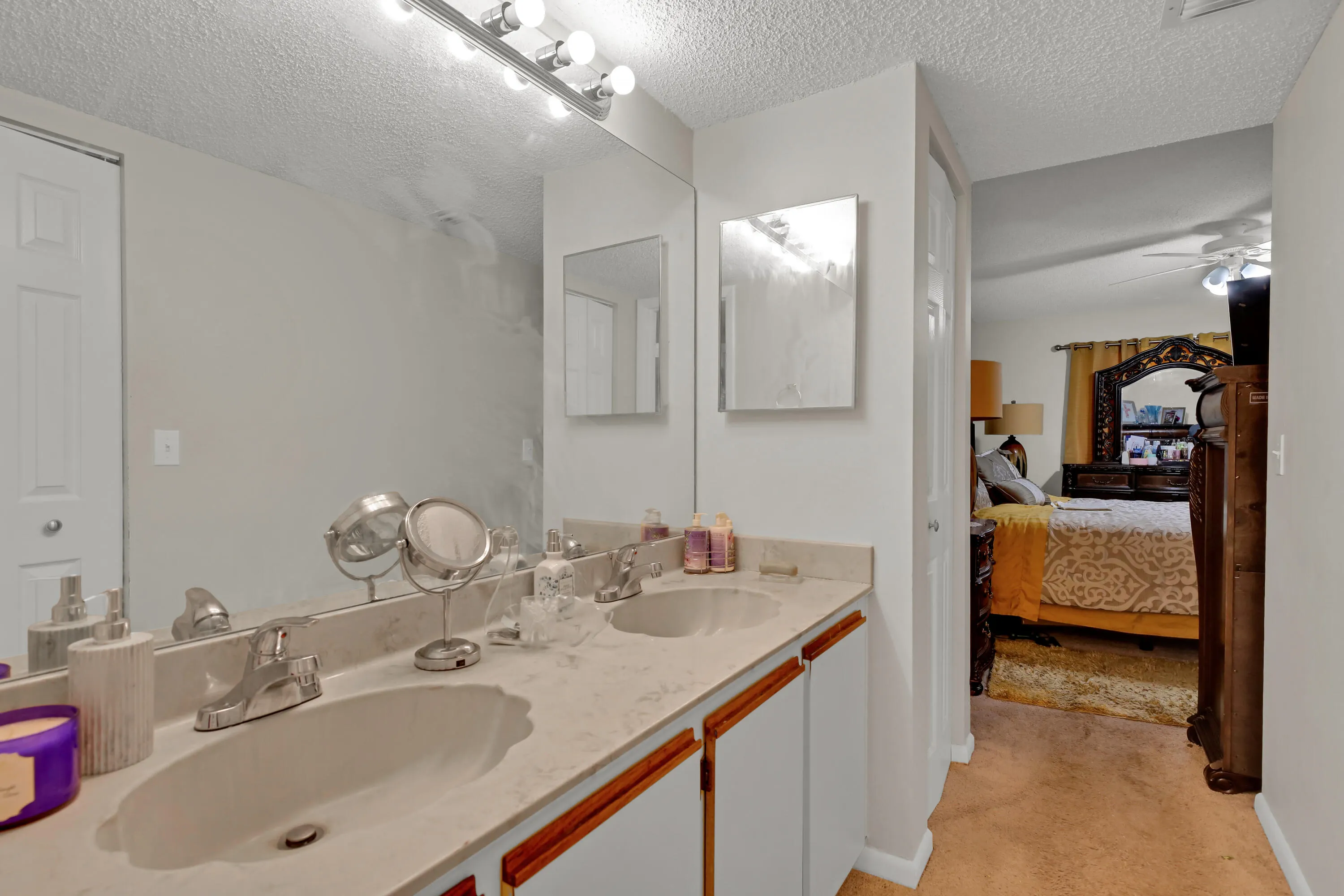 7843 WILLOW SPRING Drive #615