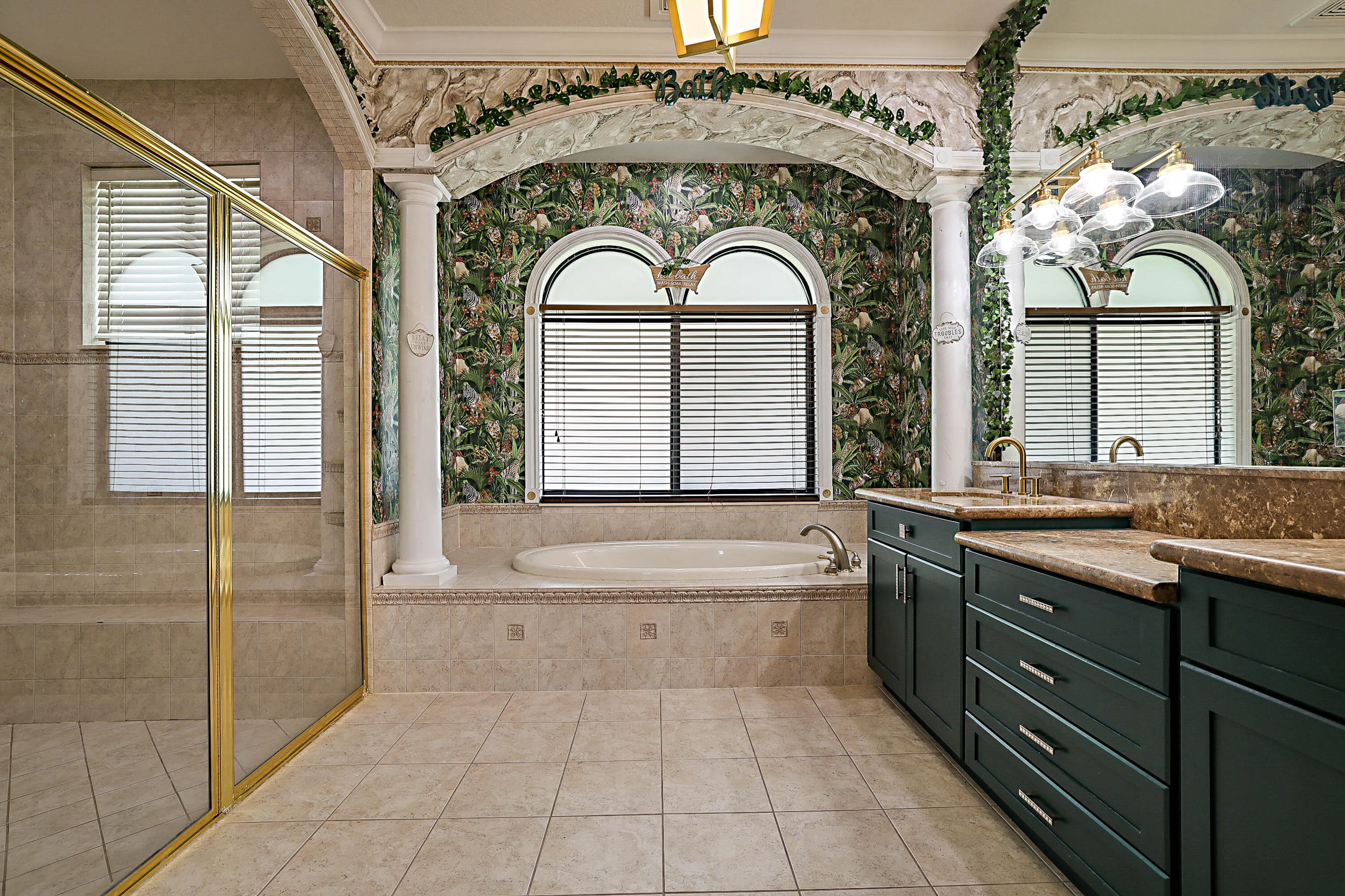 11618 MANATEE BAY Lane