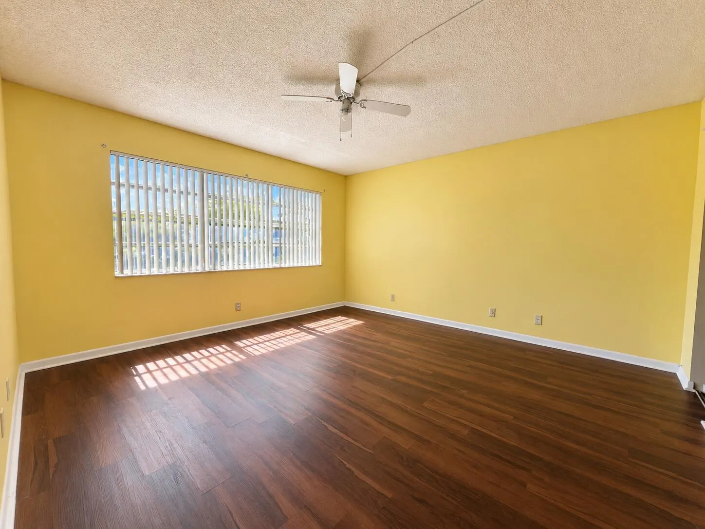 613 S STATE ROAD 7 #2F