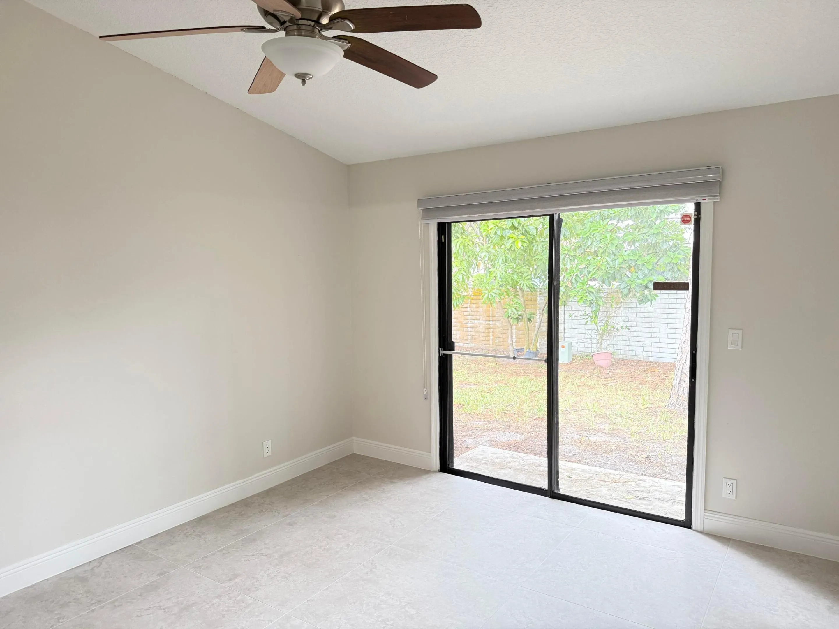 1065 MULBERRY Place