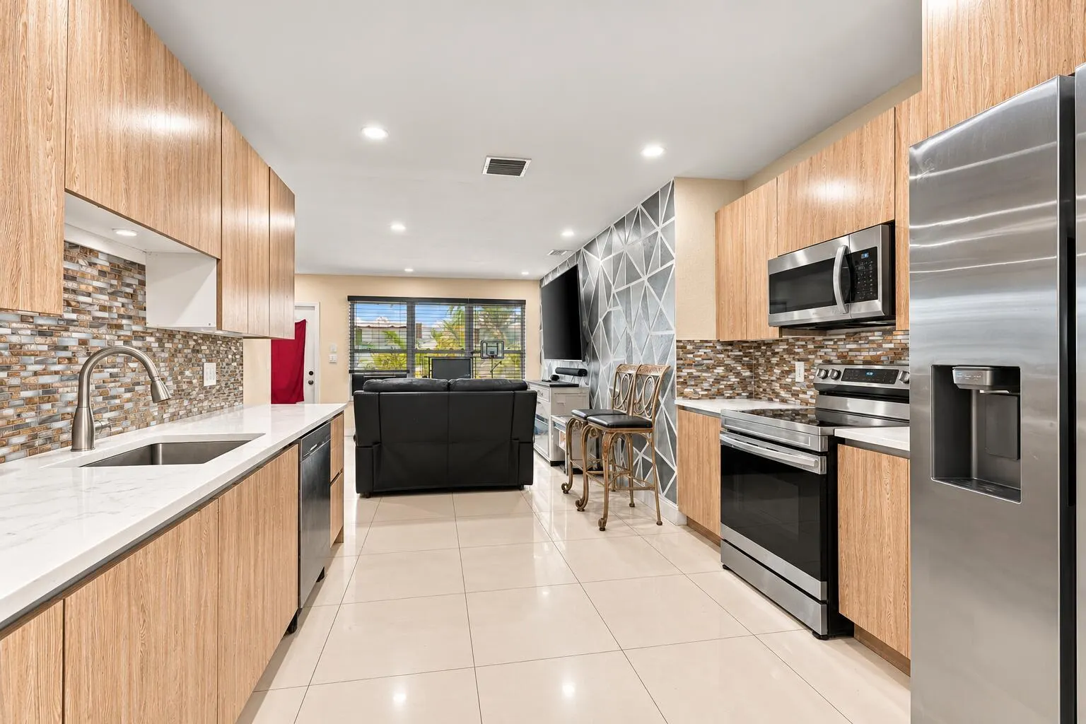 1940 NW 1ST Terrace