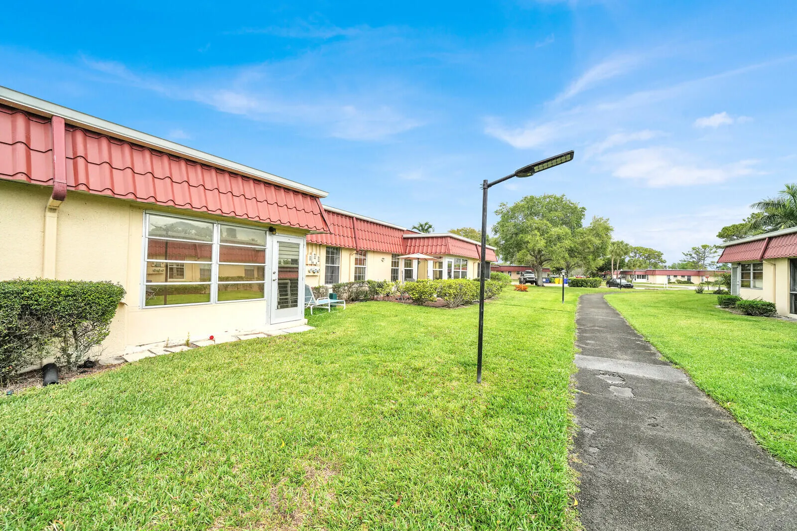 815 SALEM Lane