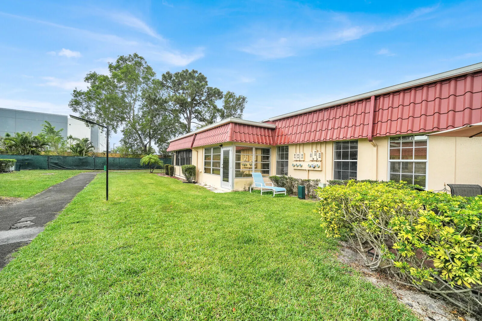 815 SALEM Lane