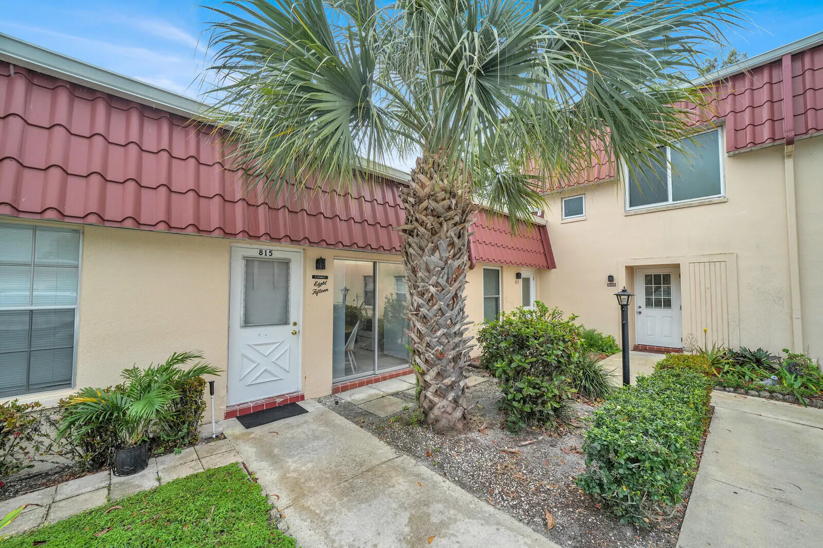 815 SALEM Lane