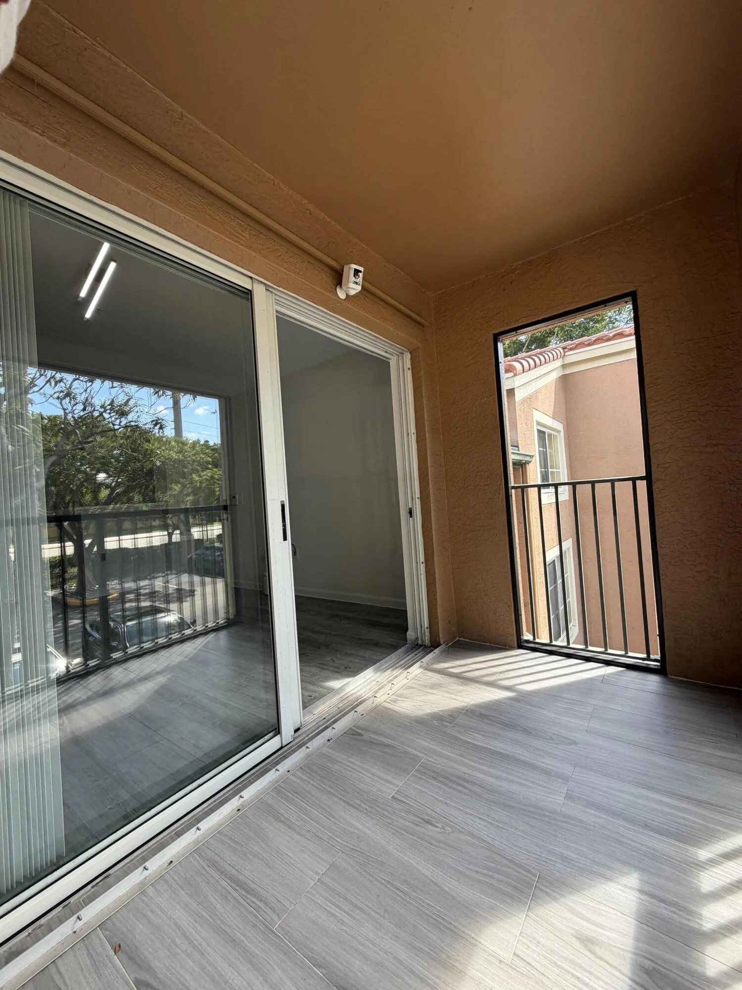 4852 N STATE ROAD 7 #207