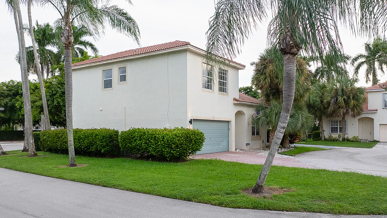 1790 PIERSIDE Circle