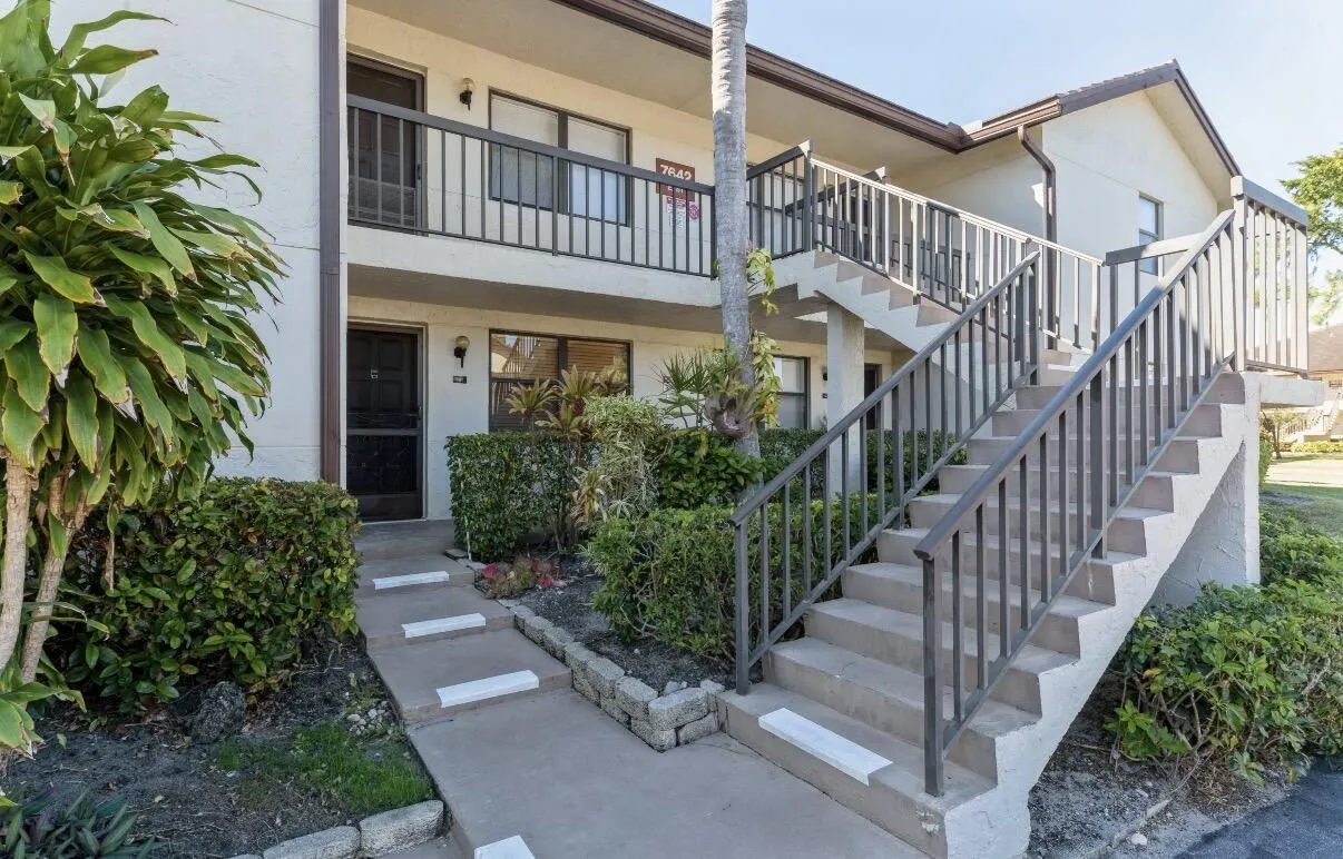 7642 Tahiti Lane #101