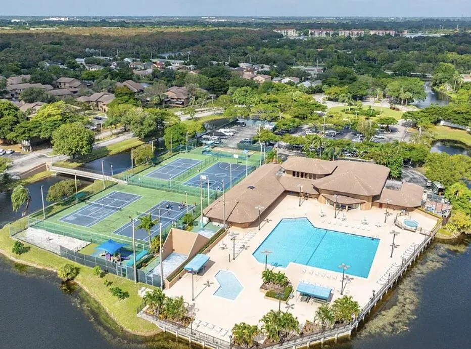 3360 NW 22ND Court