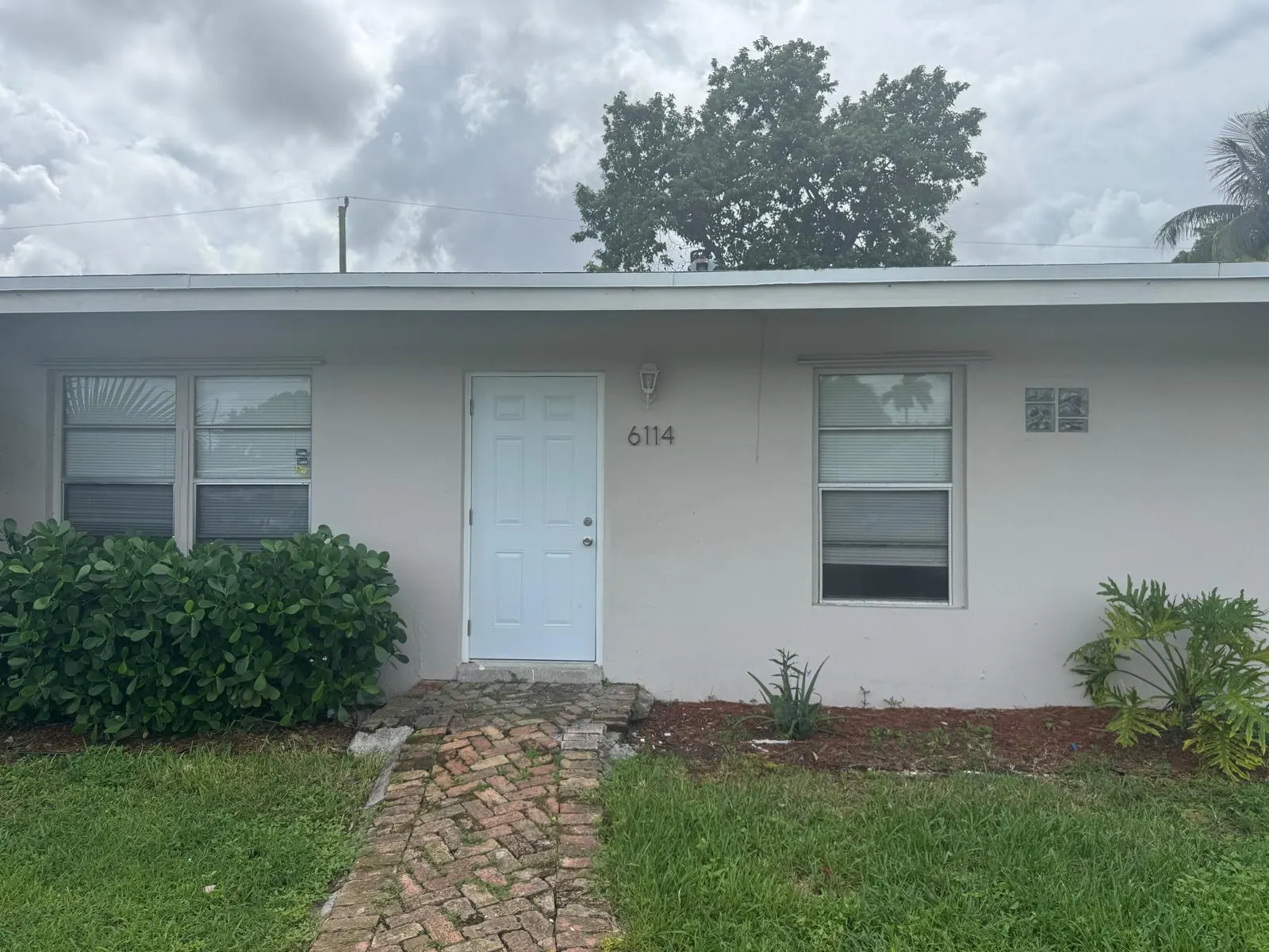 6114 ROYAL PALM Boulevard
