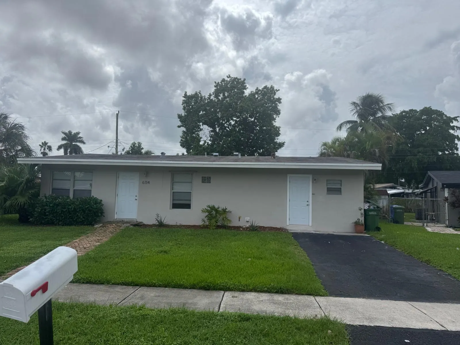 6114 ROYAL PALM Boulevard