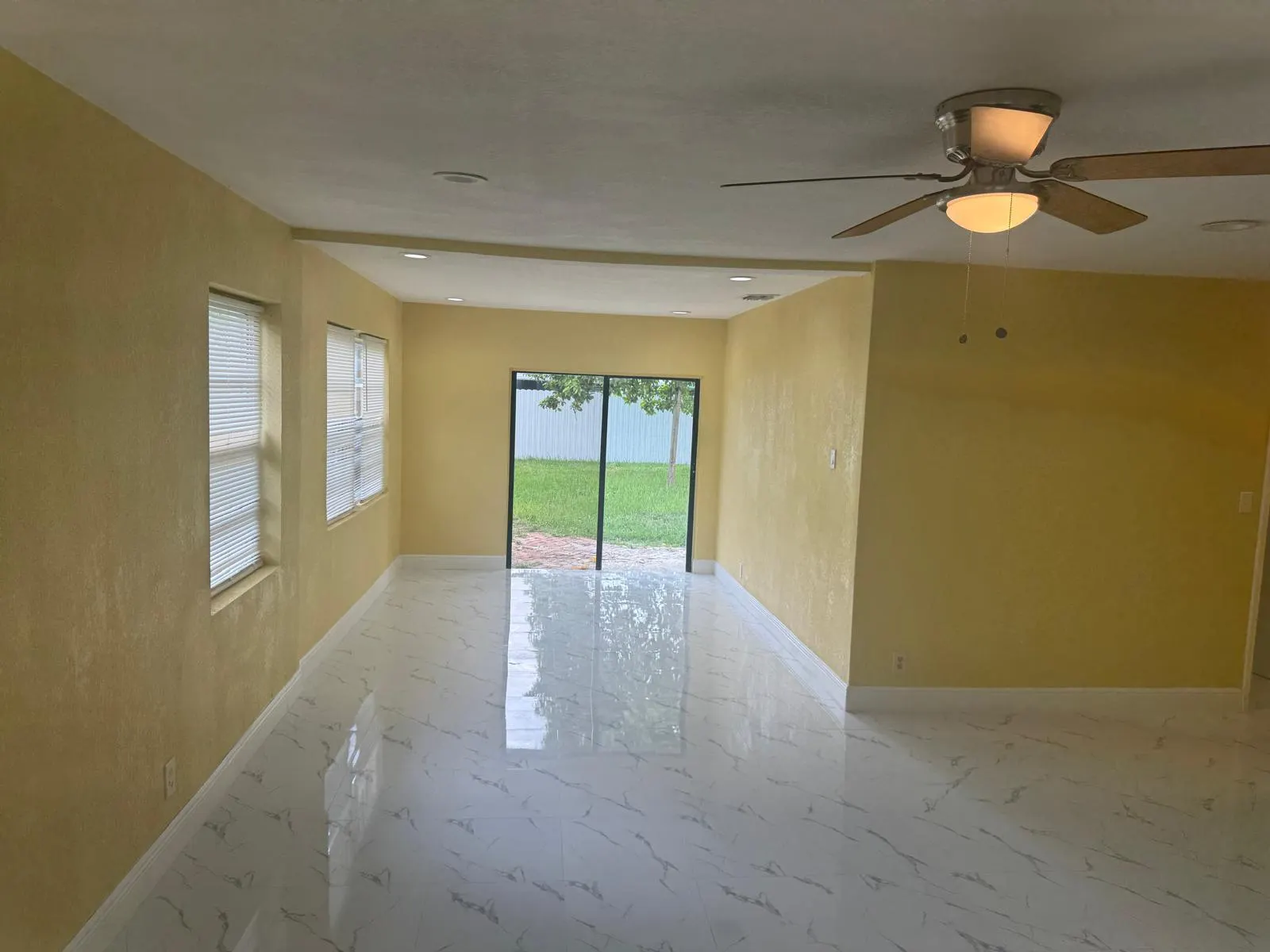 6114 ROYAL PALM Boulevard