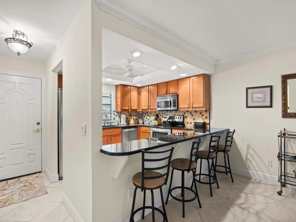 400 18TH Street #B6