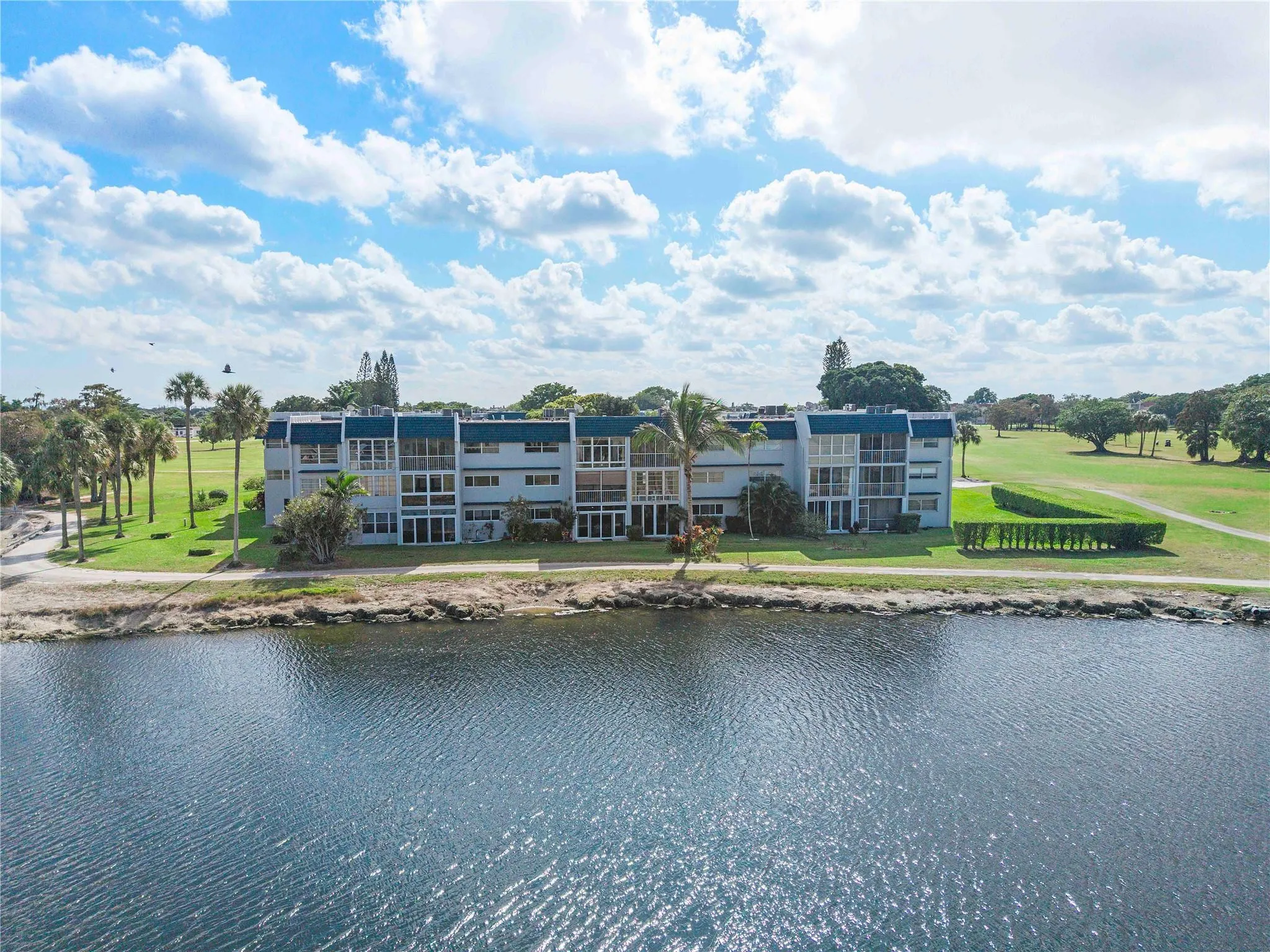 7807 GOLF CIR Drive #211