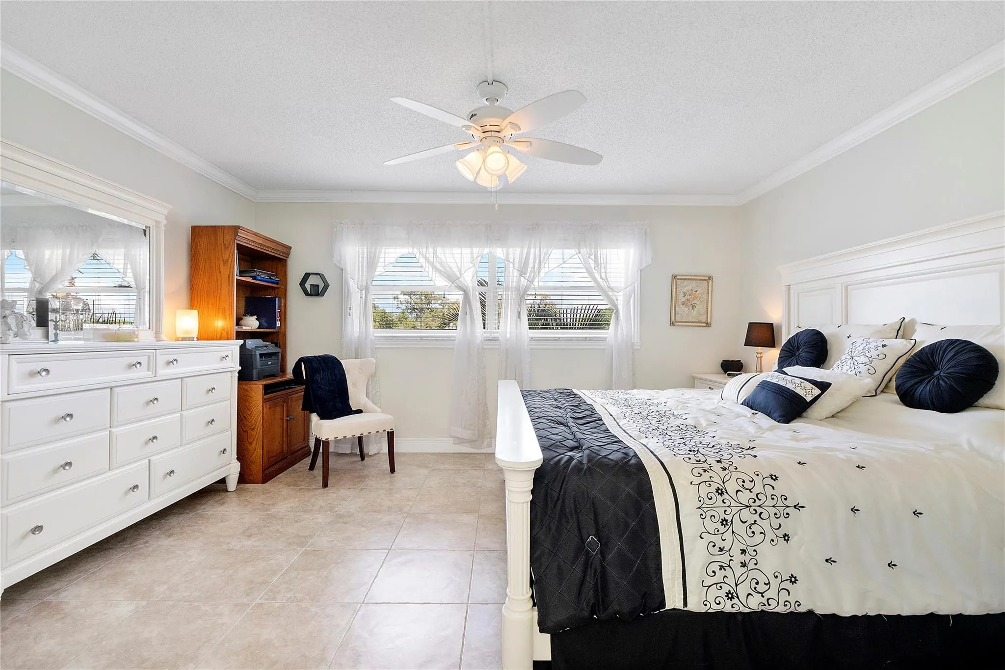 7807 GOLF CIR Drive #211