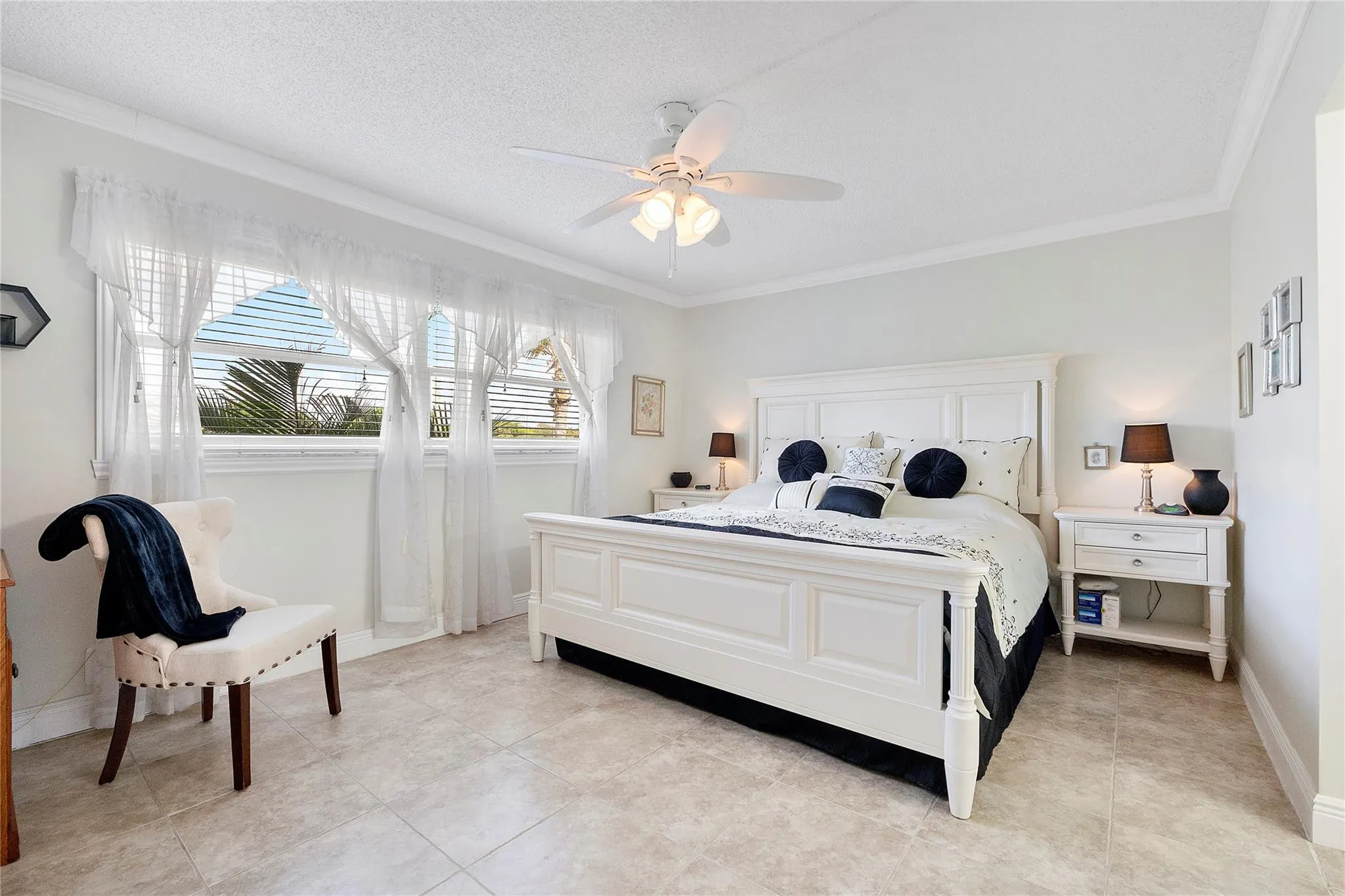 7807 GOLF CIR Drive #211