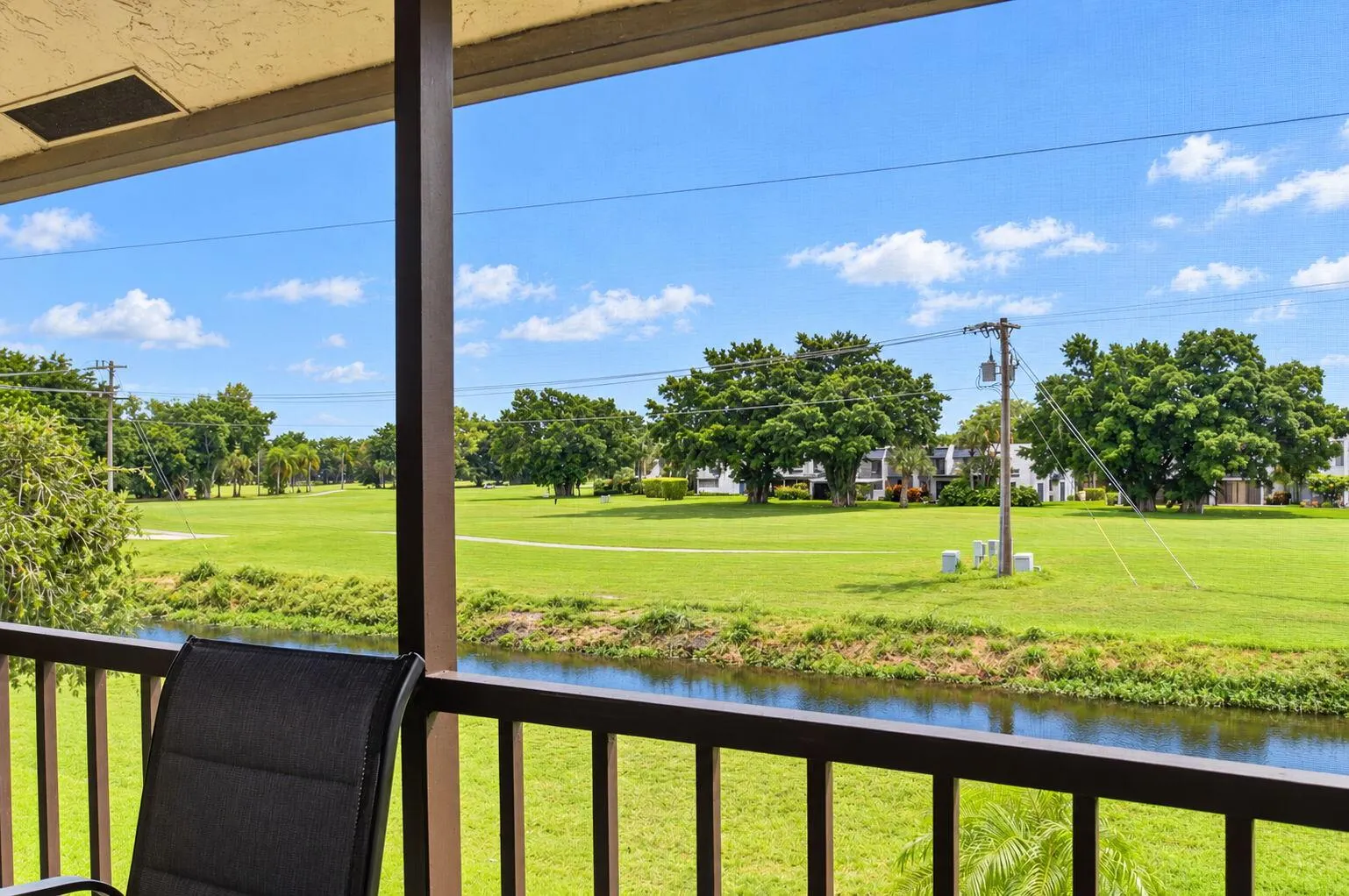 4570 LUCERNE LAKES Boulevard E #203