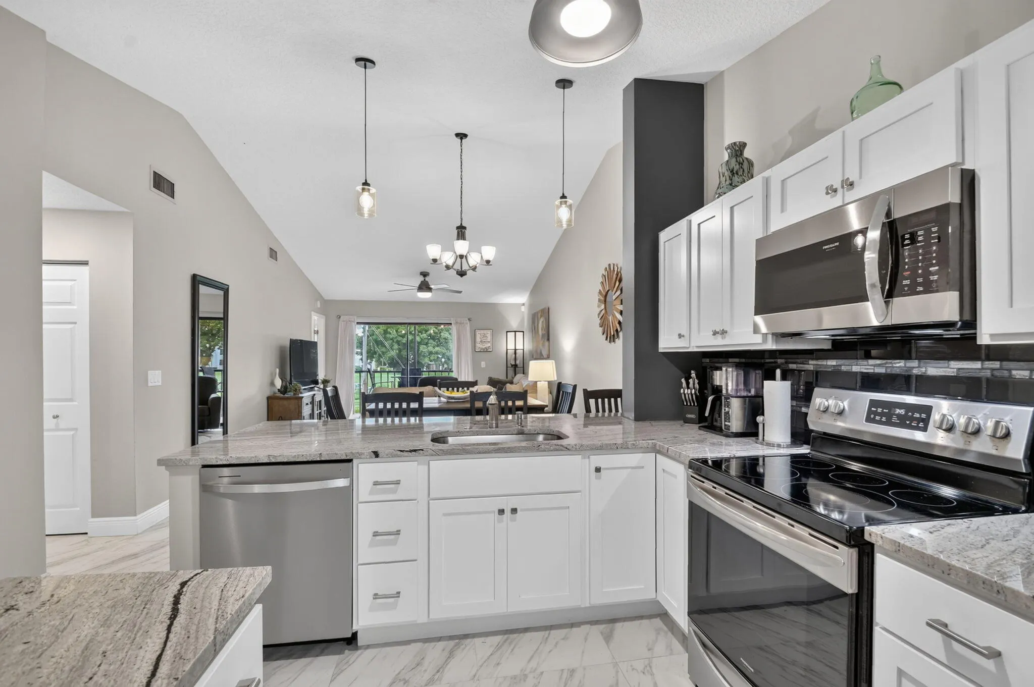 4570 LUCERNE LAKES Boulevard E #203