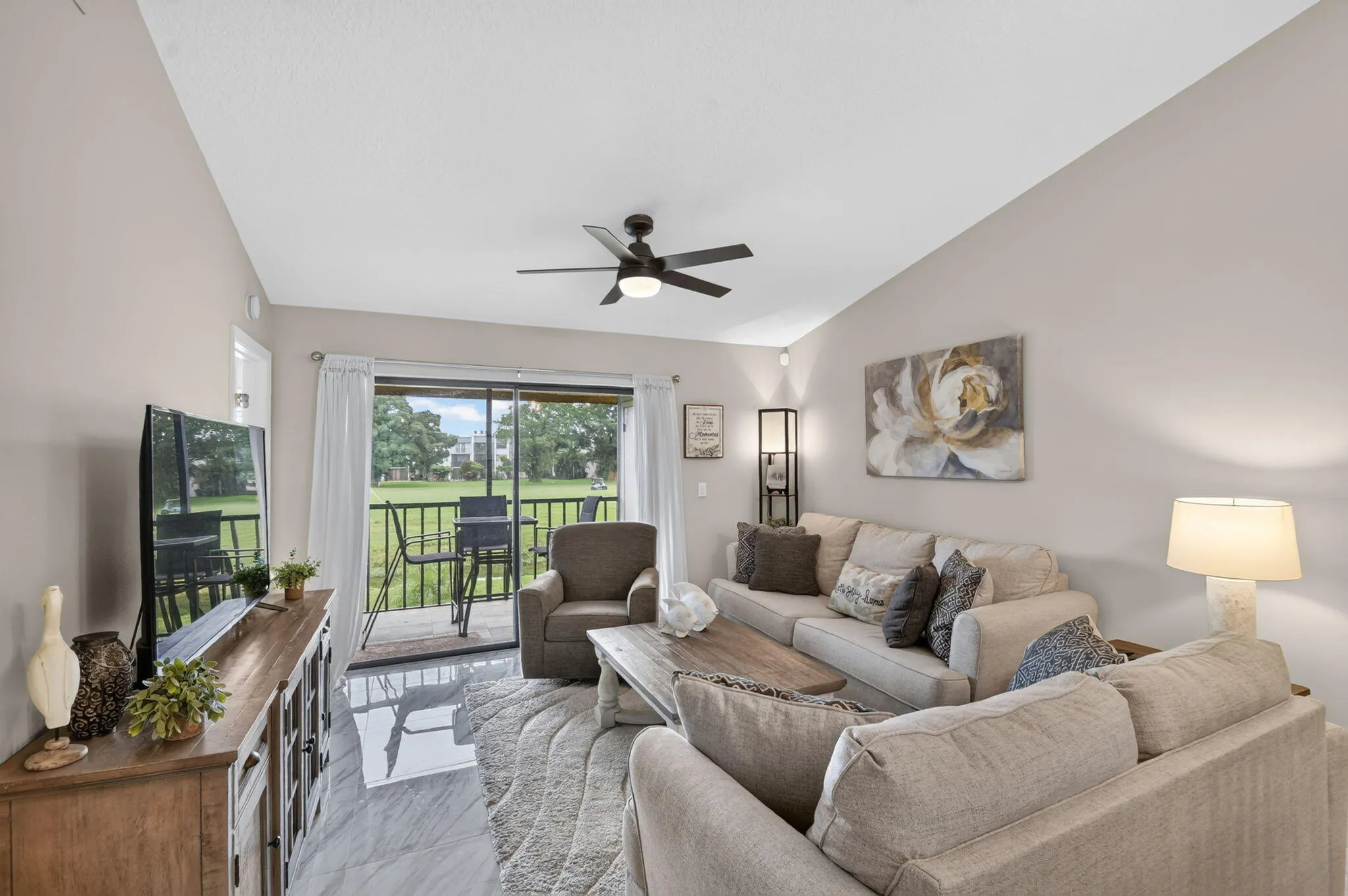 4570 LUCERNE LAKES Boulevard E #203