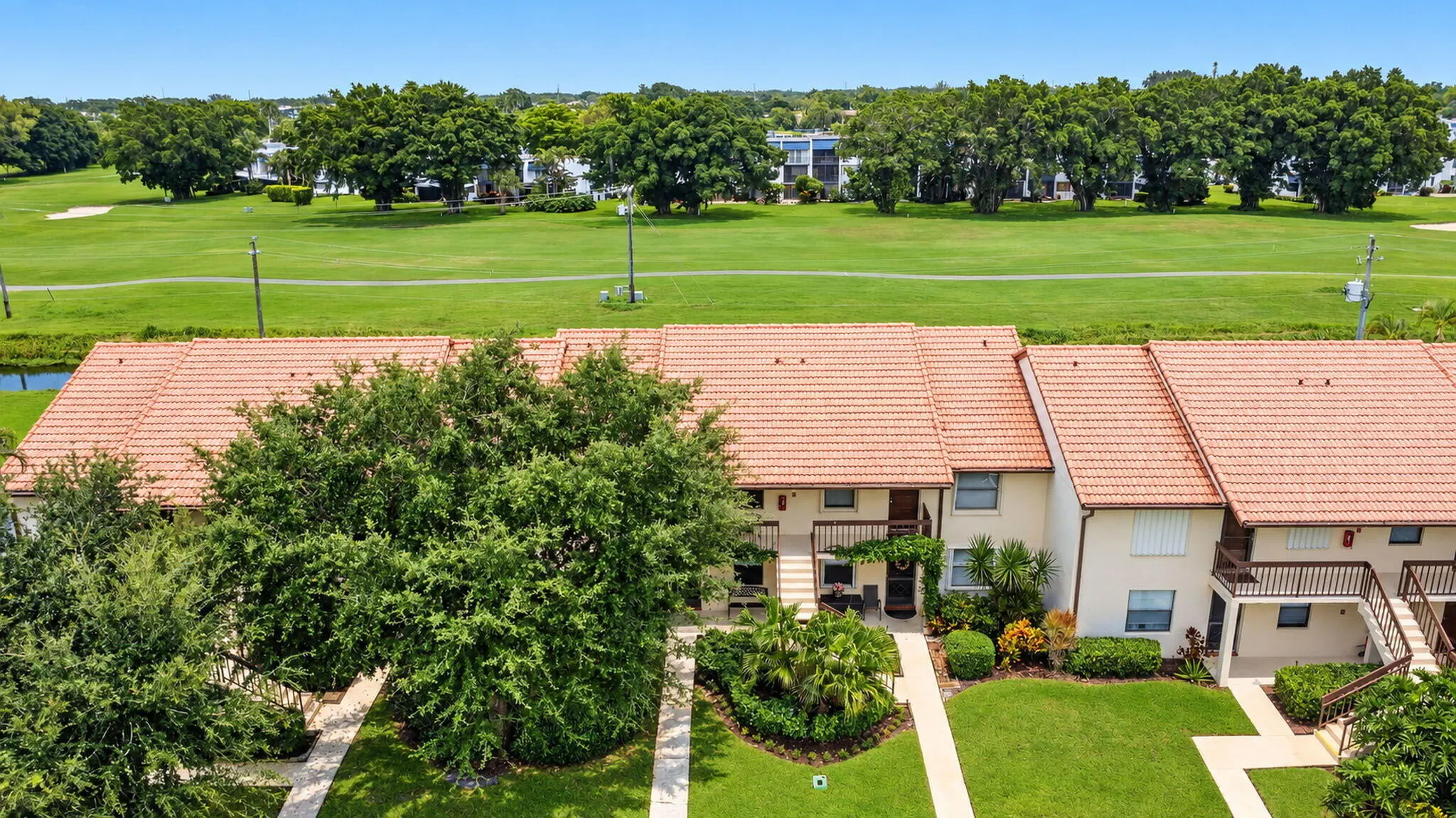 4570 LUCERNE LAKES Boulevard E #203