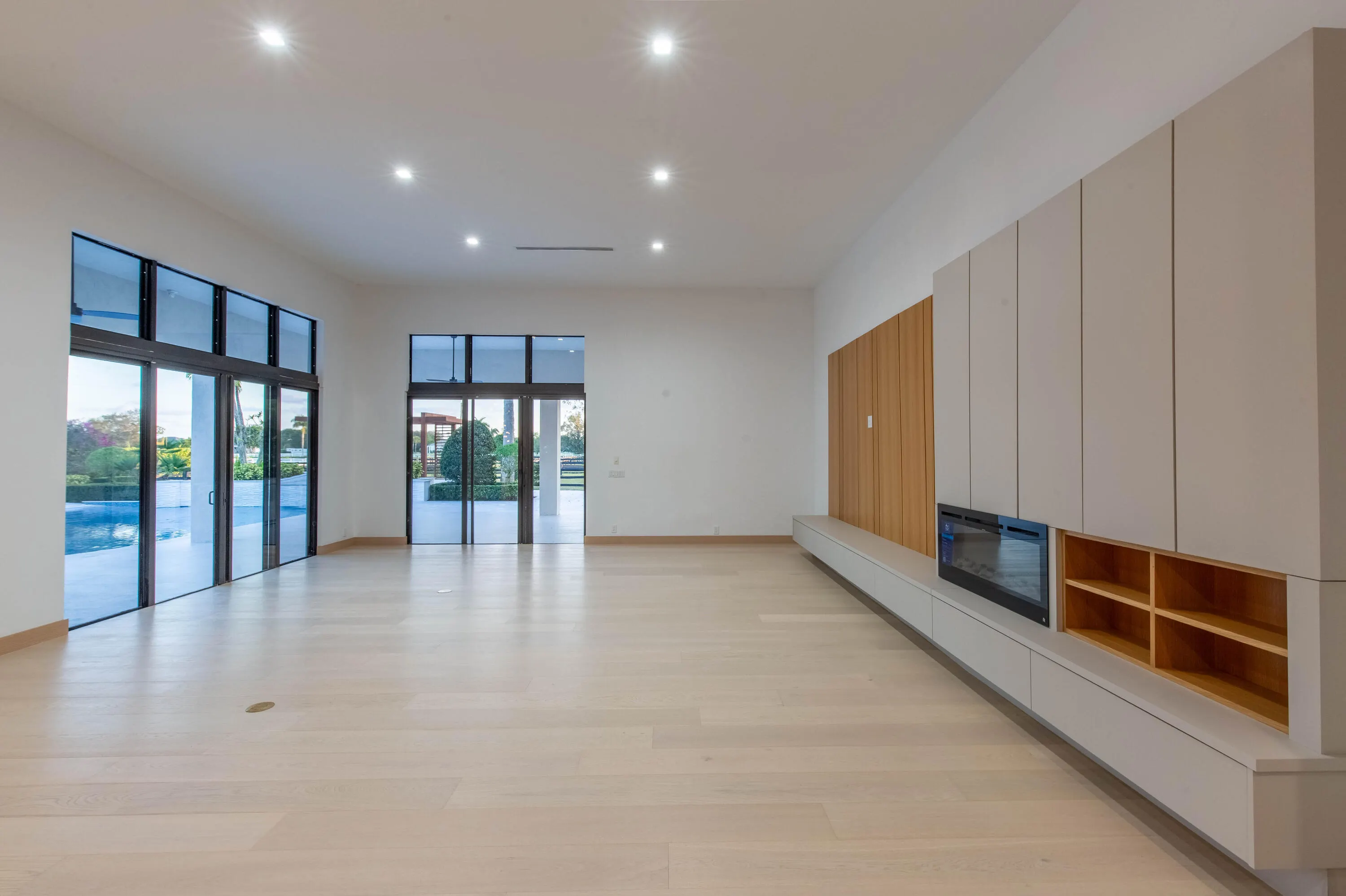15448 SUNNYLAND Lane