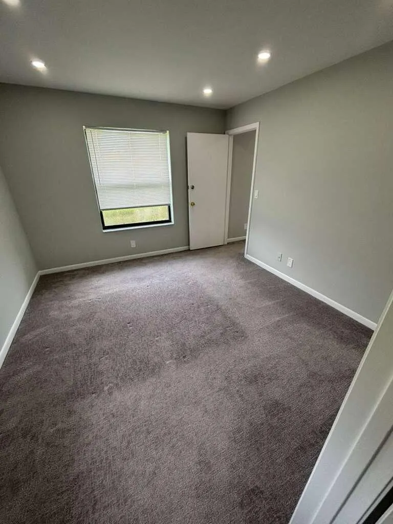 21913 Lake Forest Circle #201