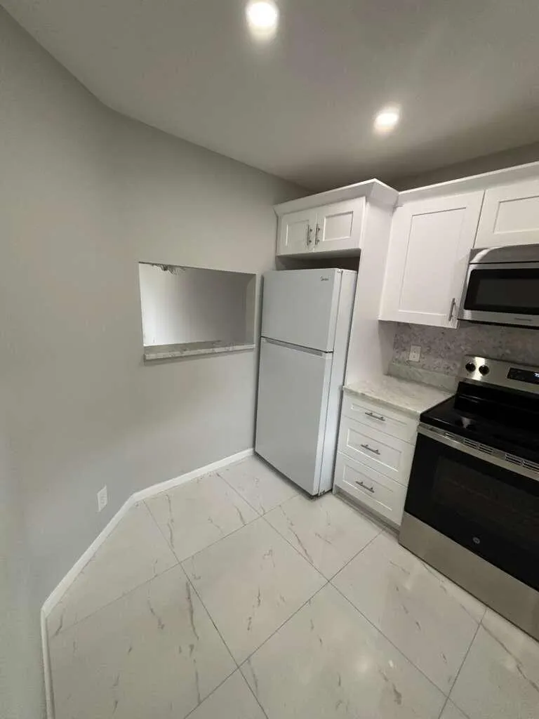 21913 Lake Forest Circle #201