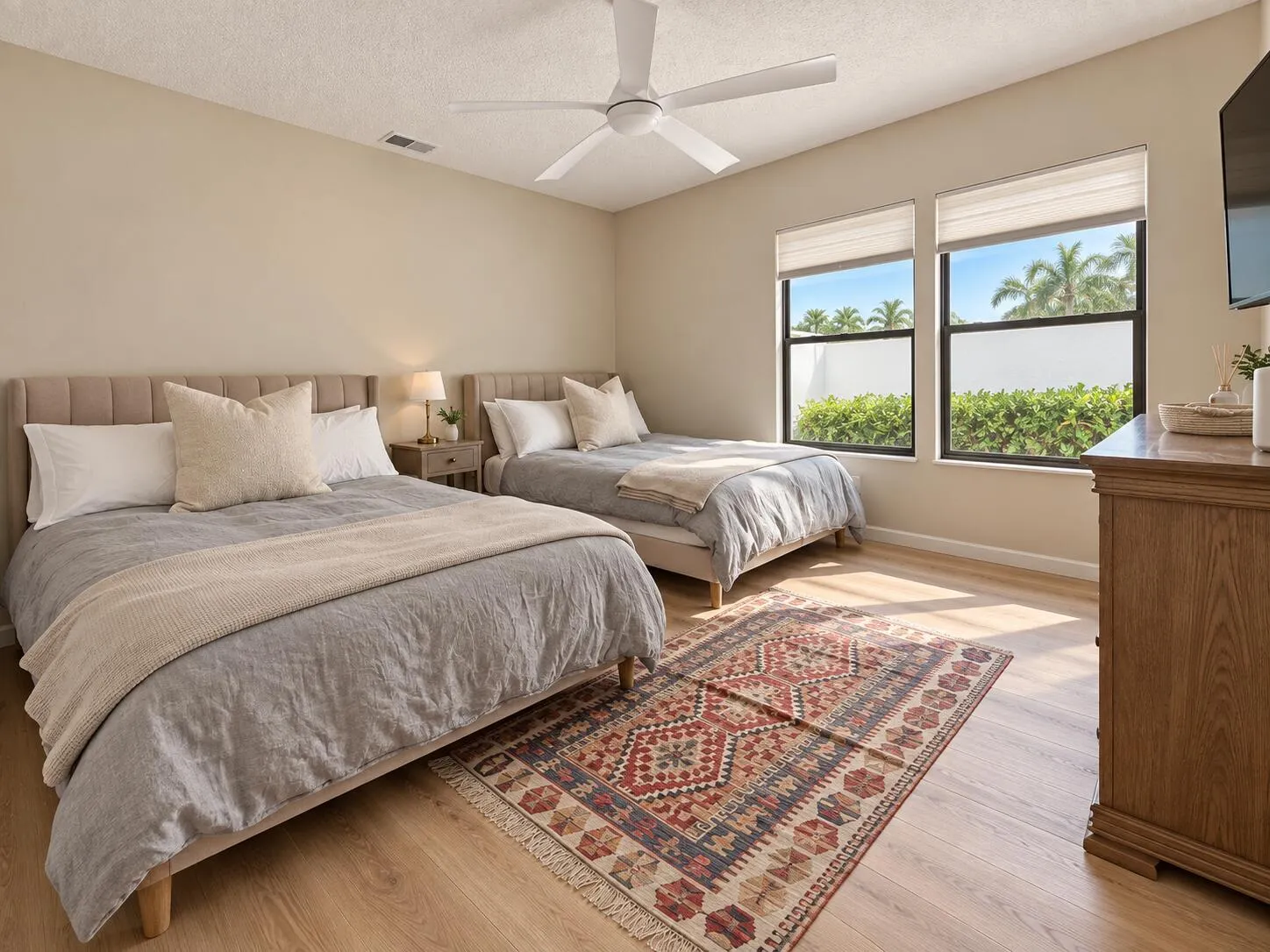 13009 W MEADOWBREEZE Drive