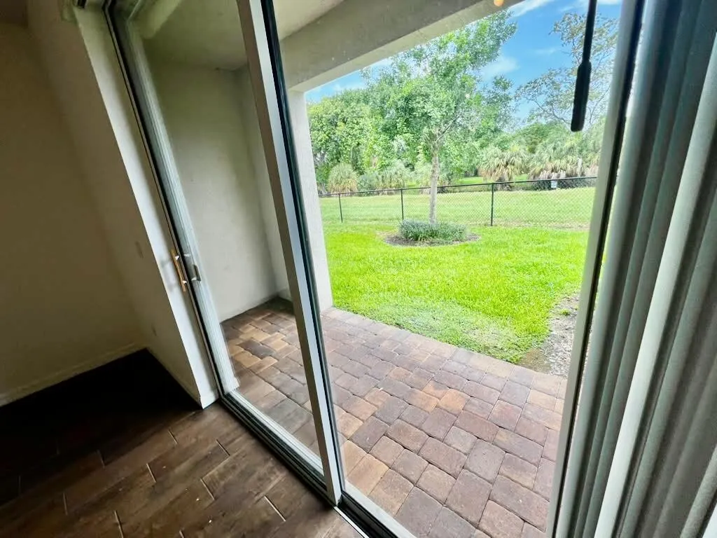 1129 Vermilion Drive