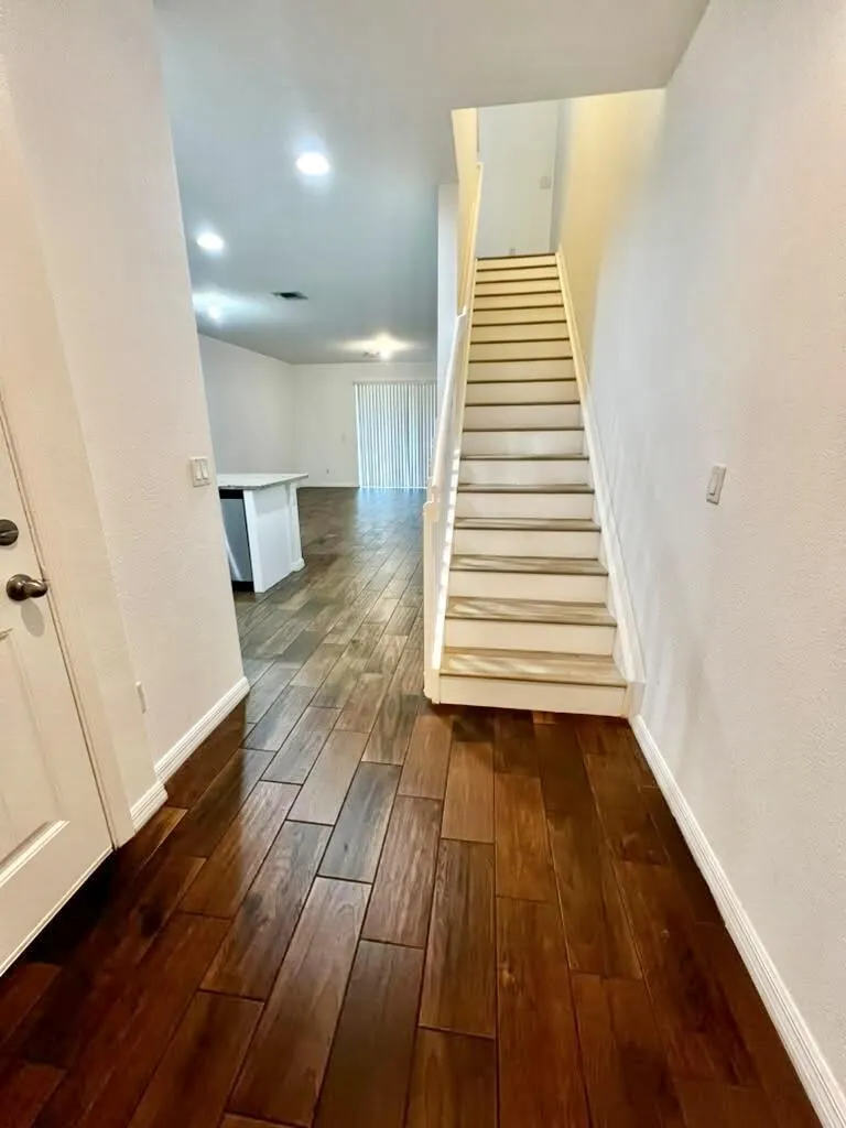 1129 Vermilion Drive