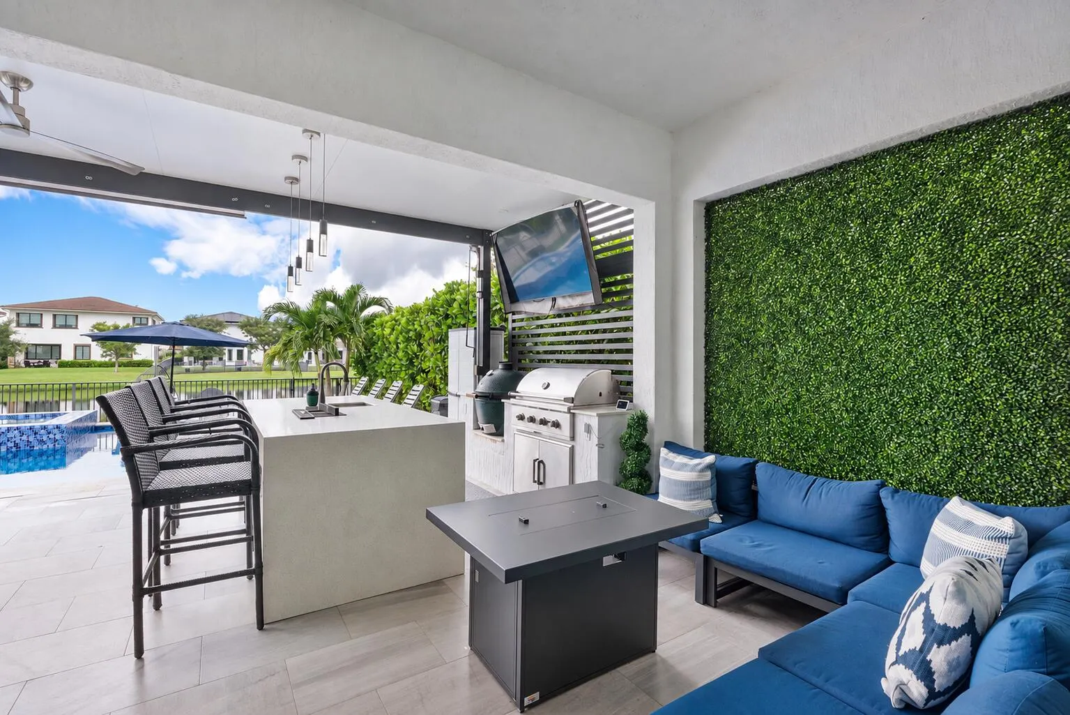 10733 AQUA Court