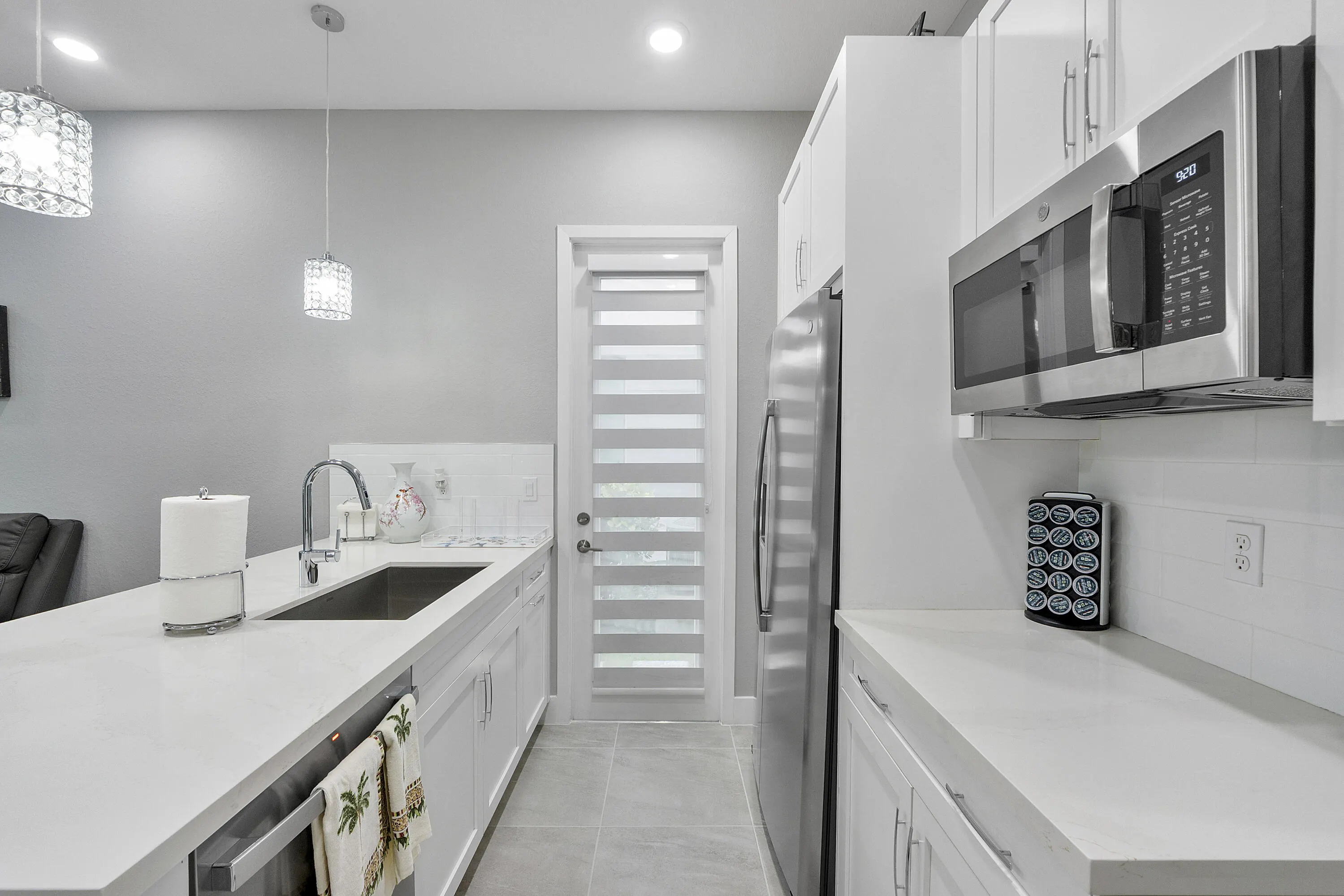 10733 AQUA Court