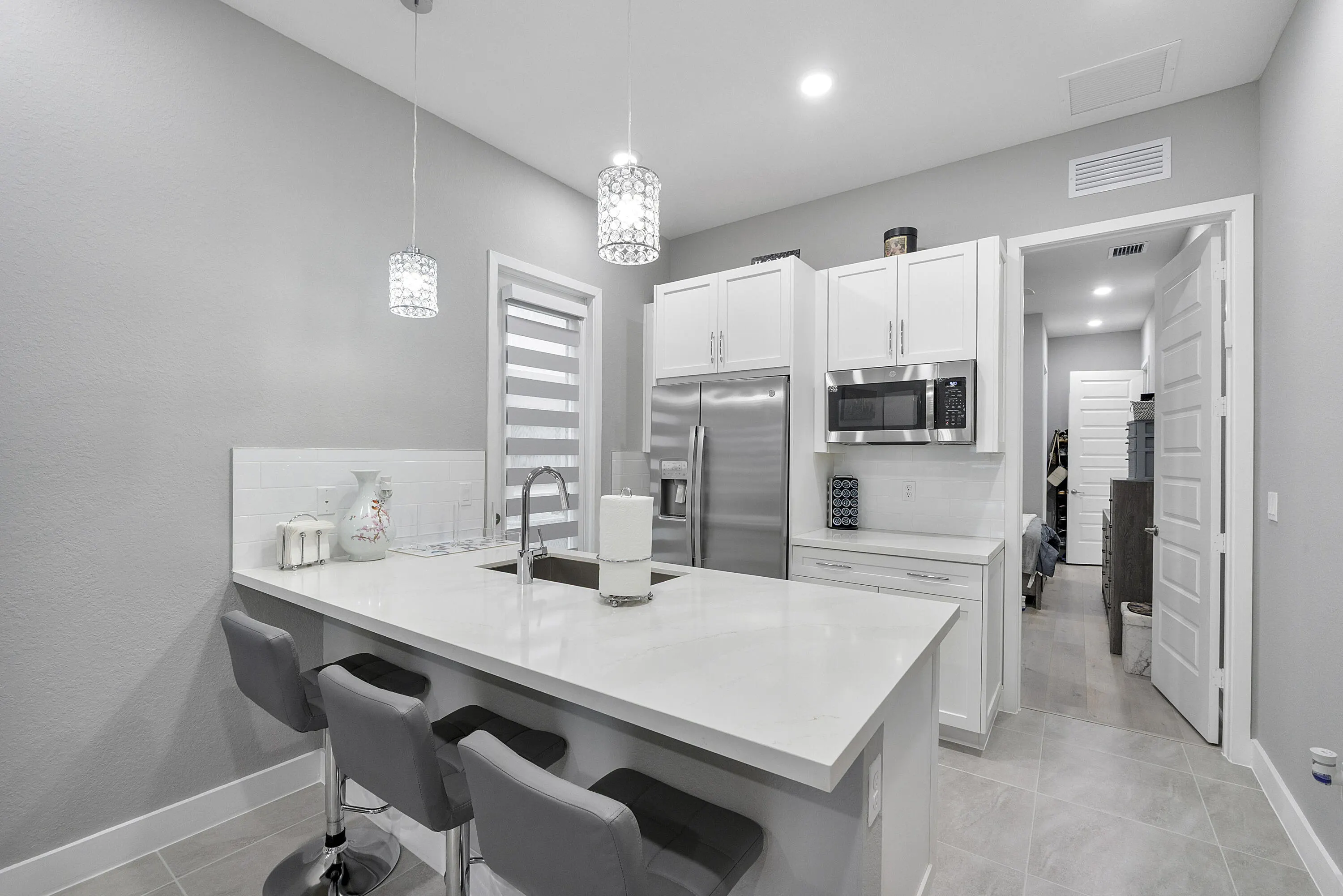 10733 AQUA Court