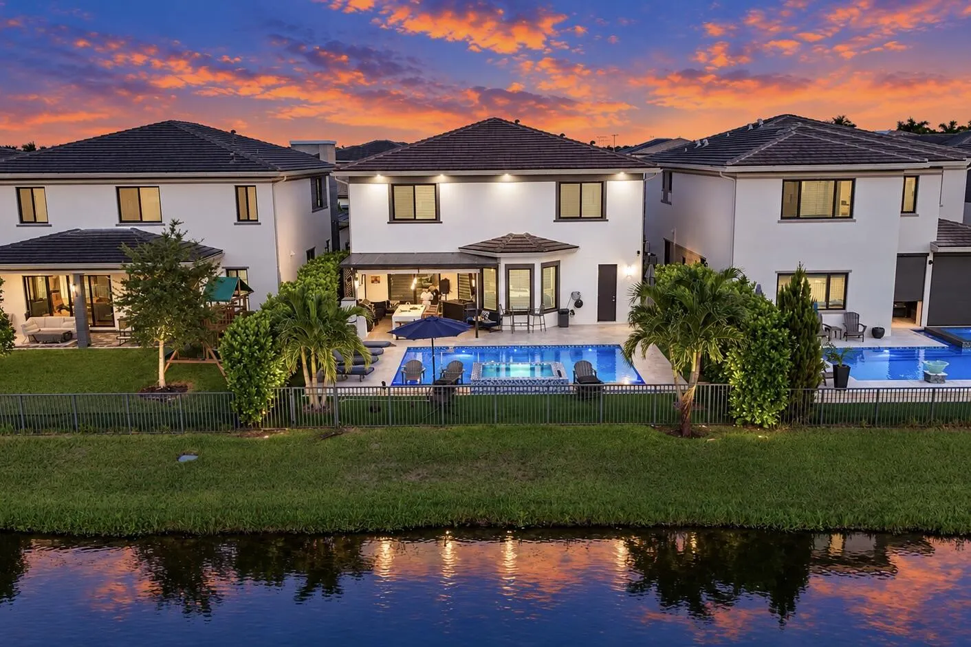 10733 AQUA Court