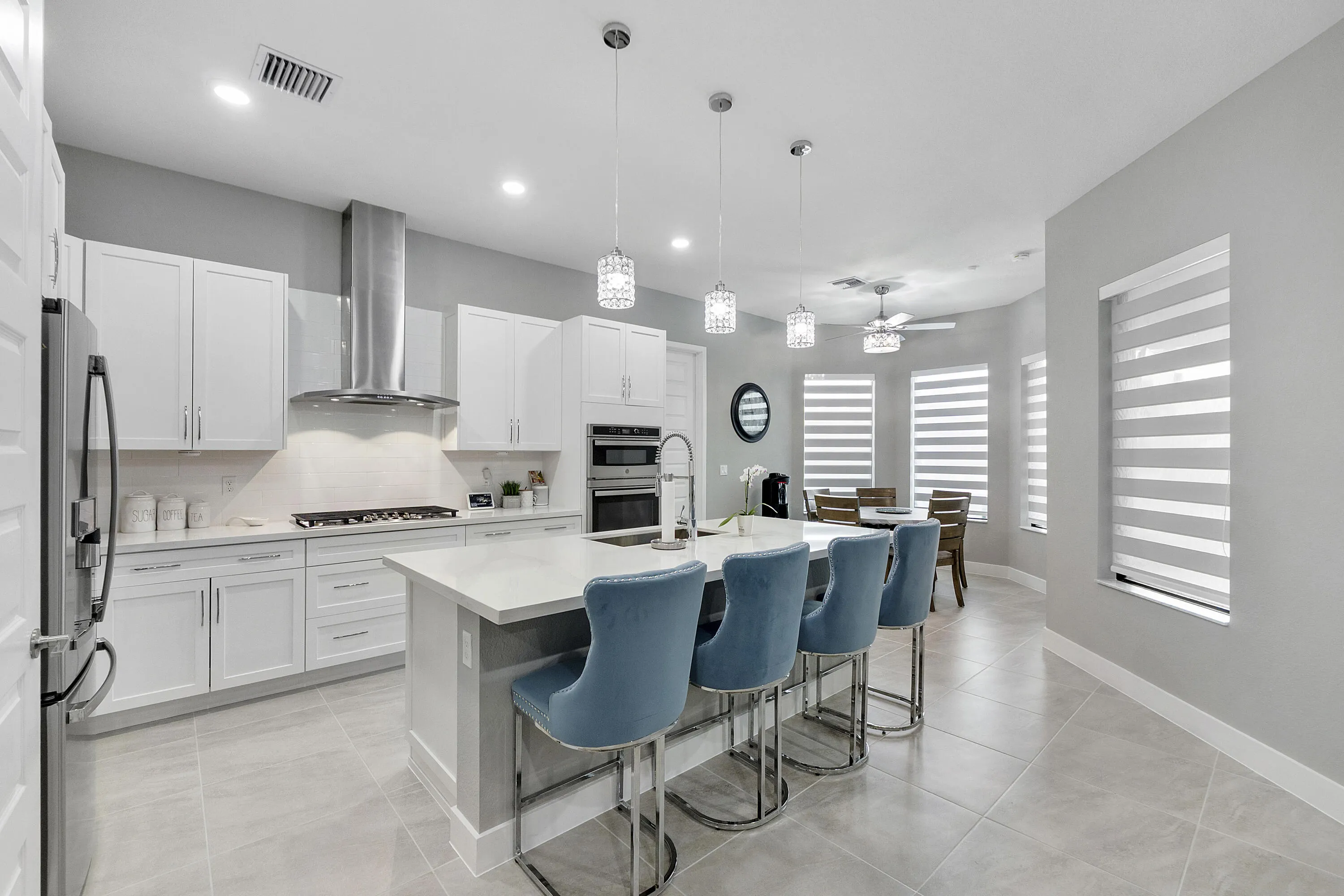 10733 AQUA Court